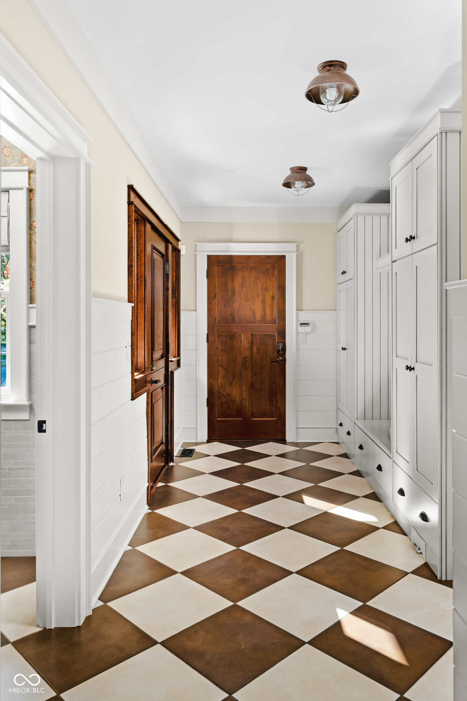 1236 Emerald Viking Court