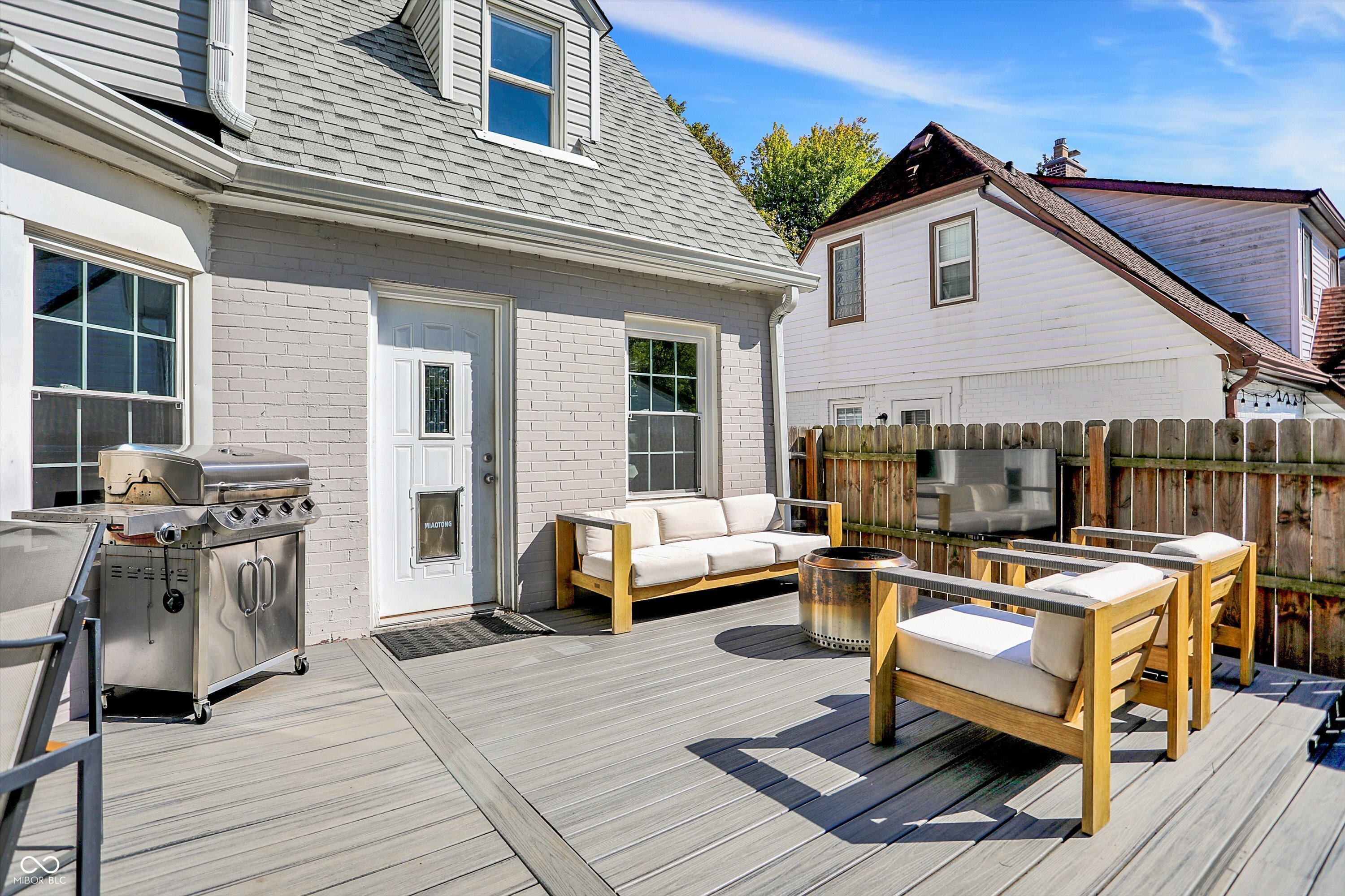 5300 Boulevard Place