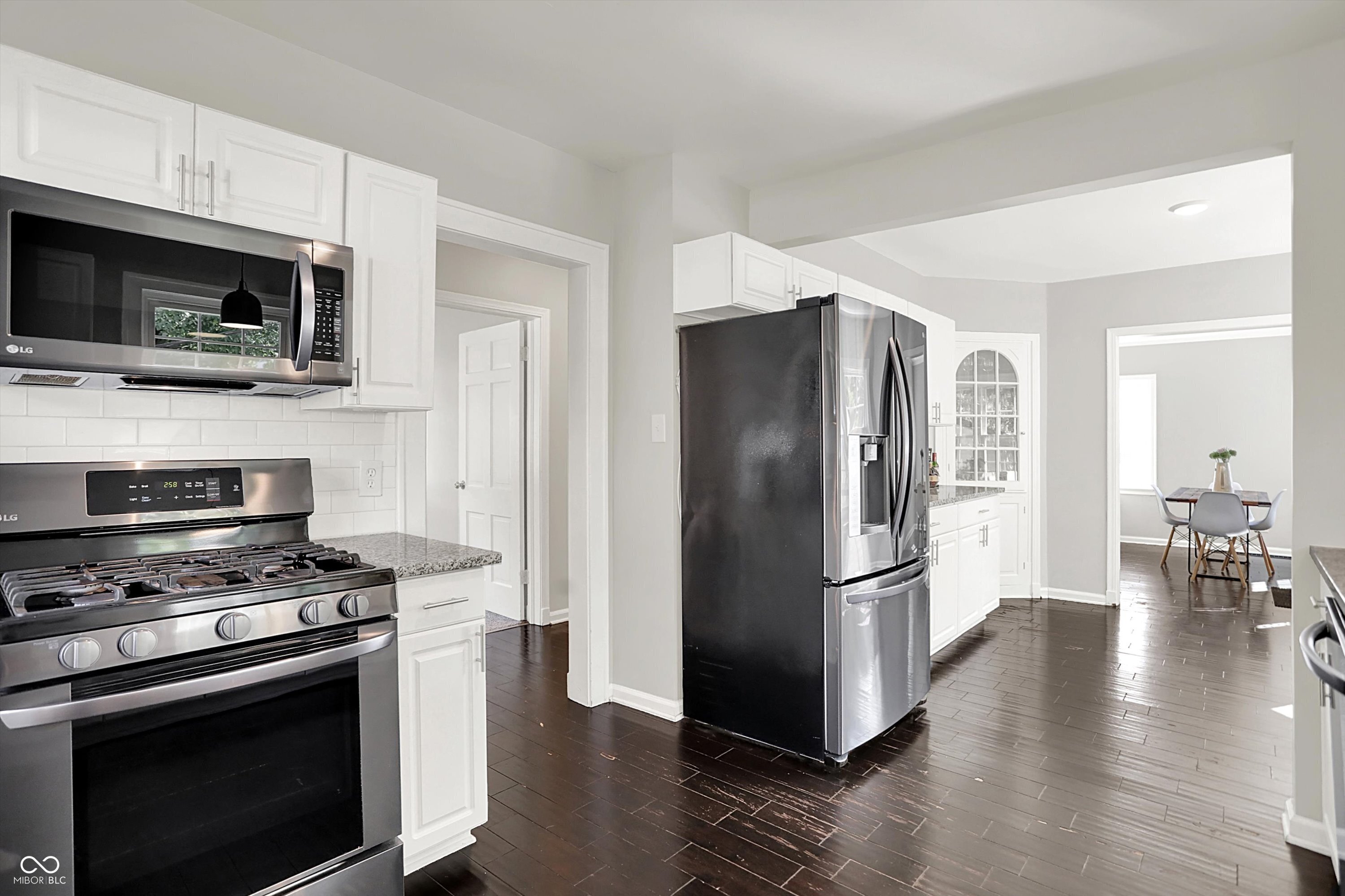 5300 Boulevard Place