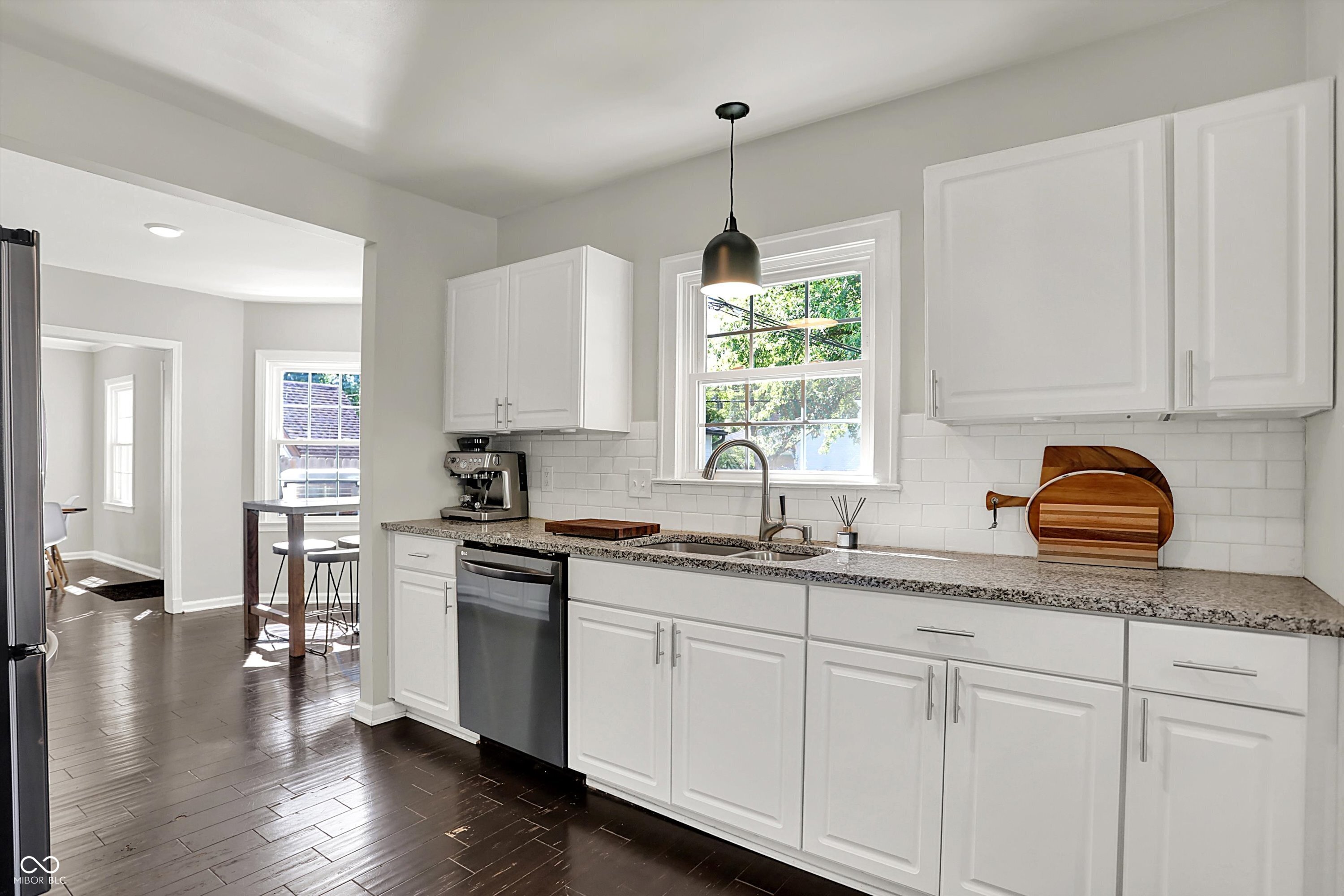 5300 Boulevard Place