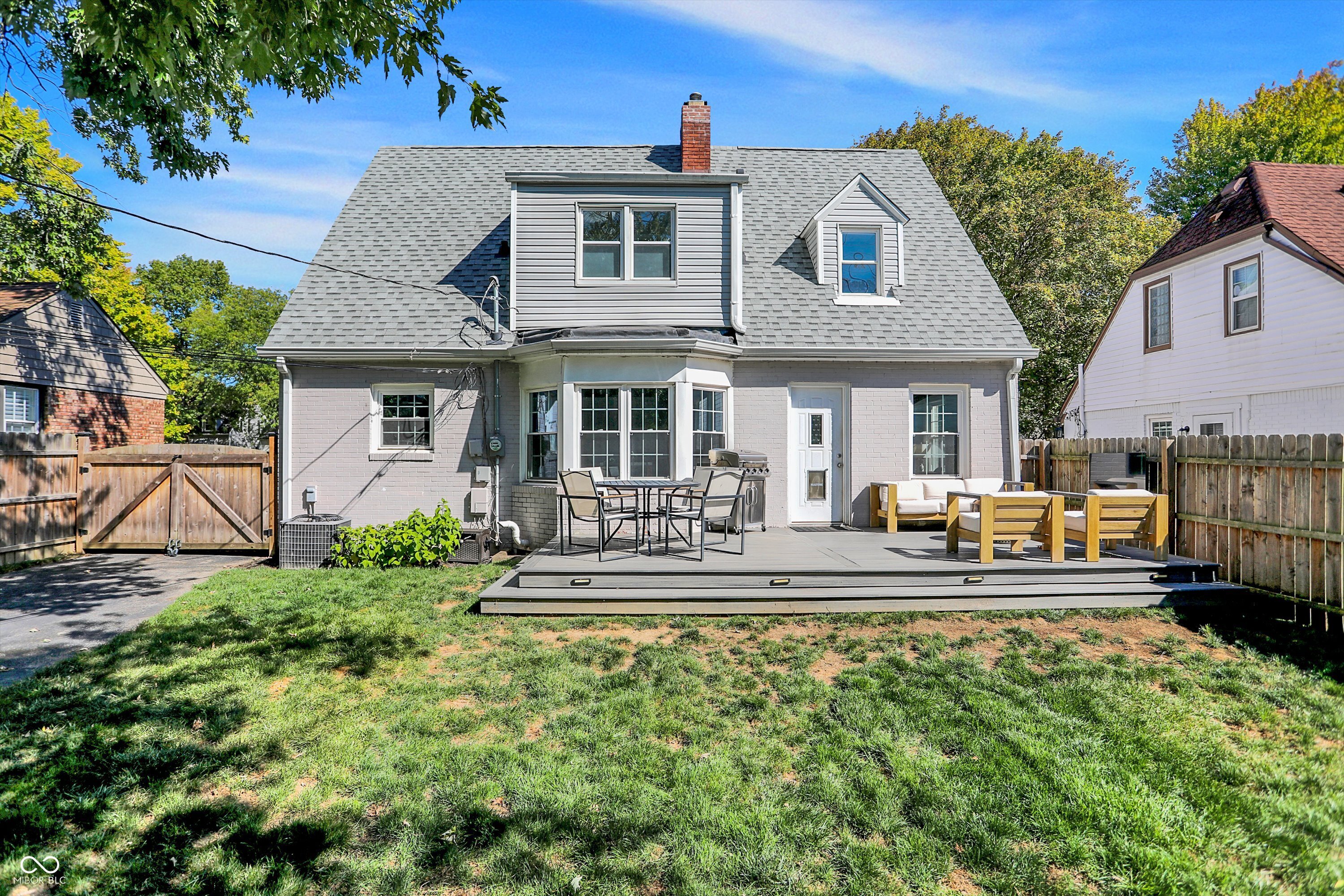 5300 Boulevard Place