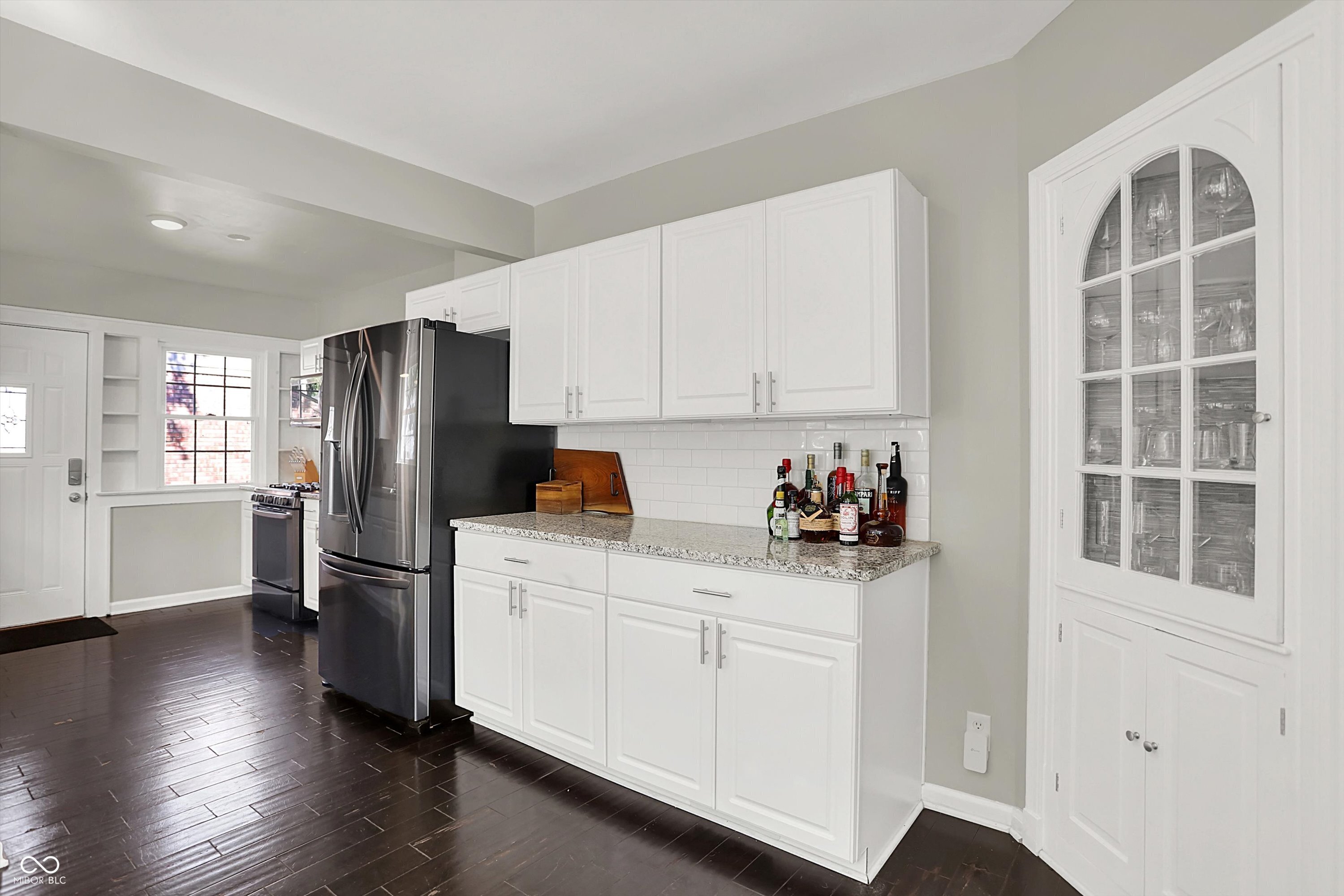 5300 Boulevard Place