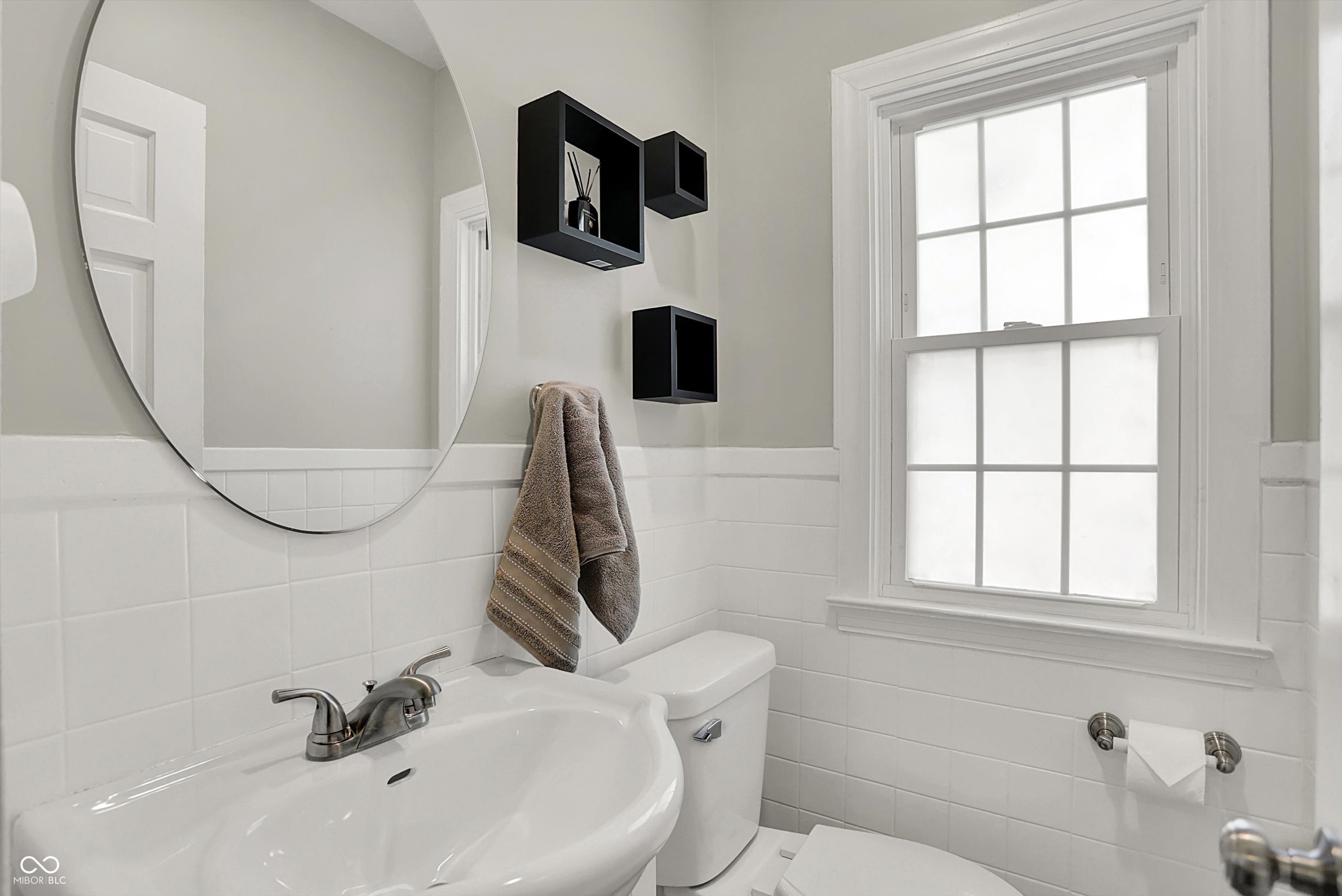 5300 Boulevard Place