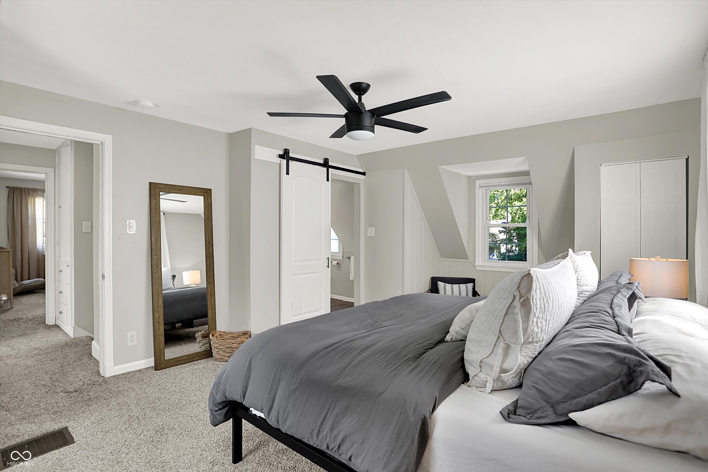 5300 Boulevard Place