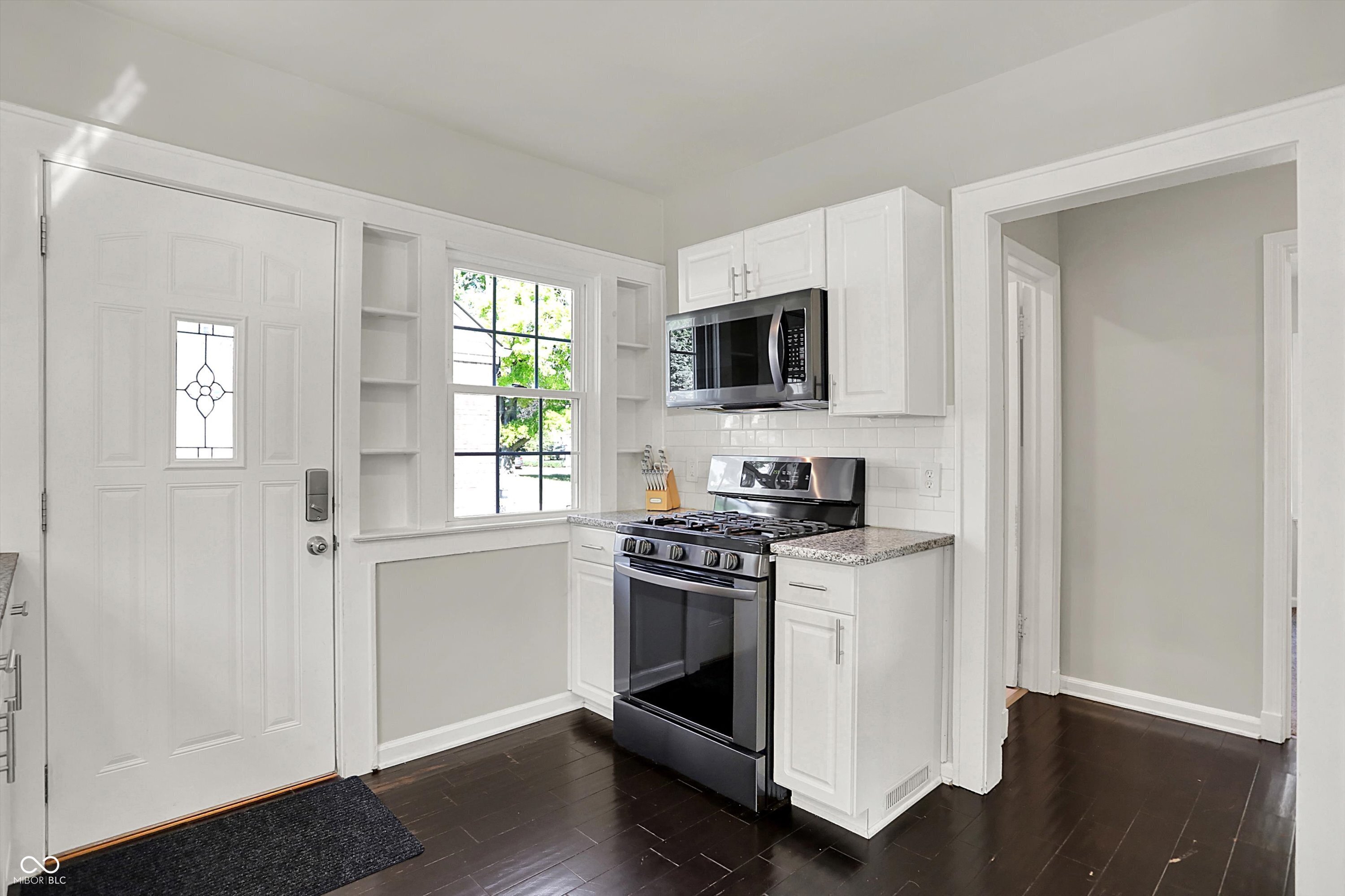 5300 Boulevard Place