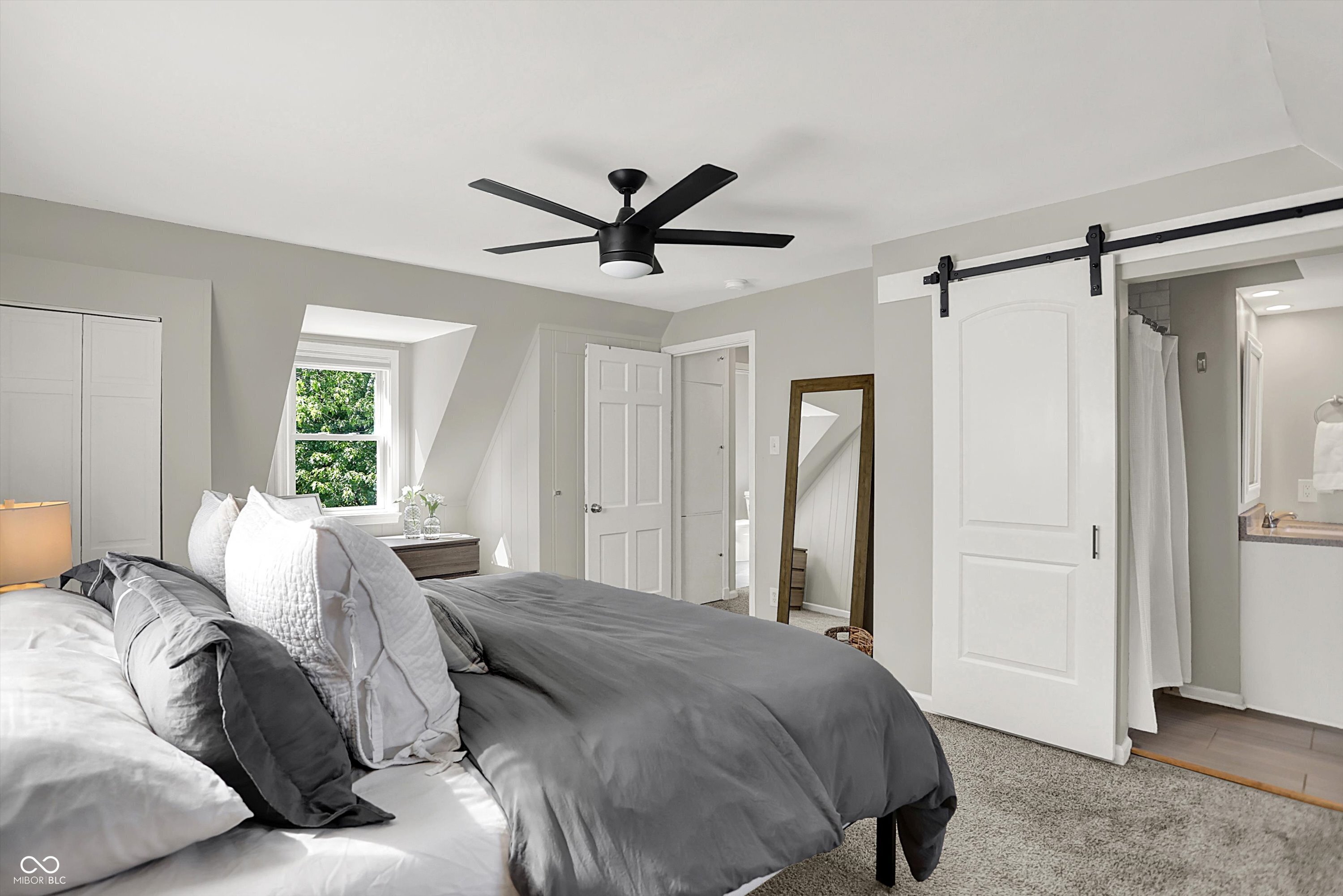 5300 Boulevard Place