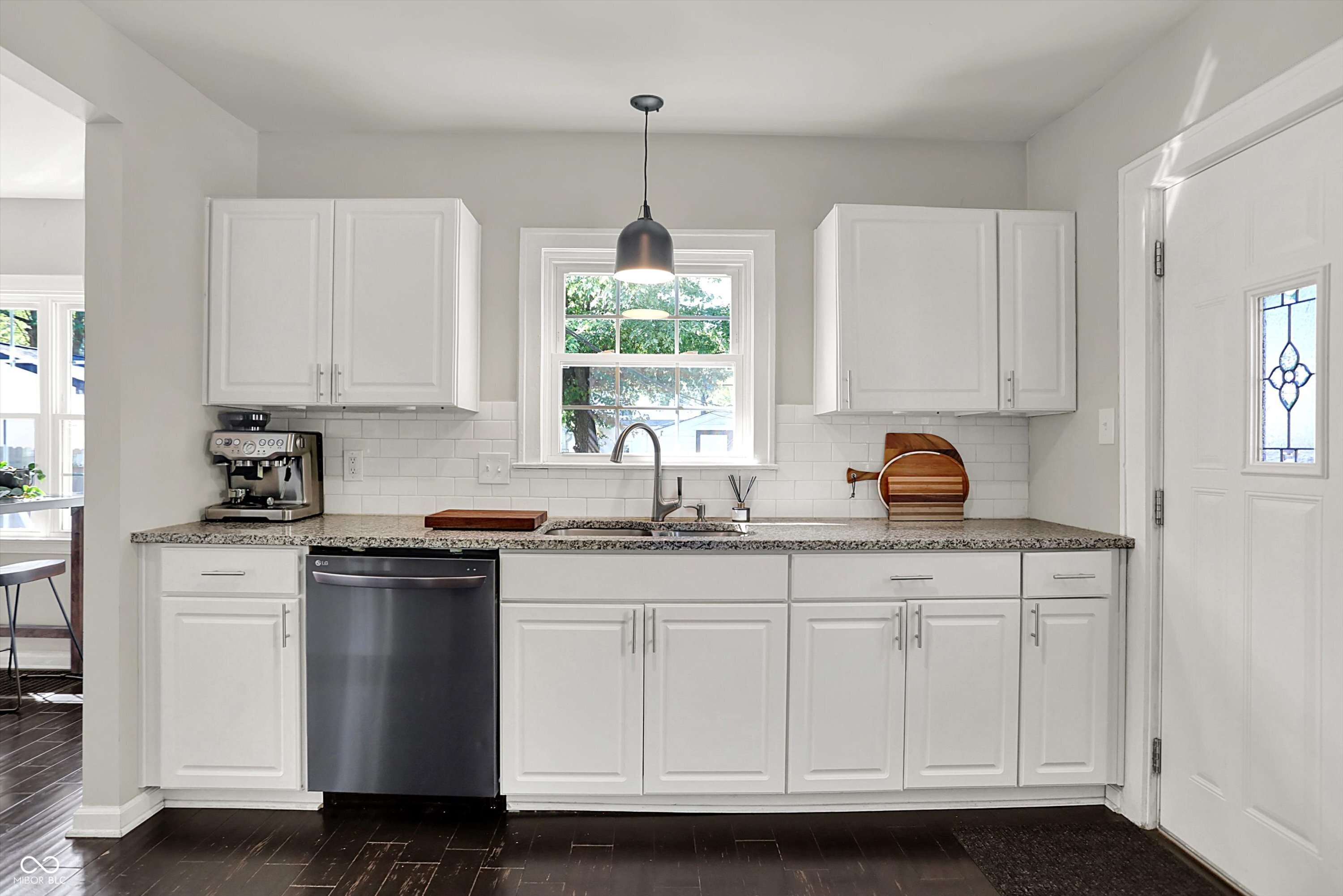 5300 Boulevard Place