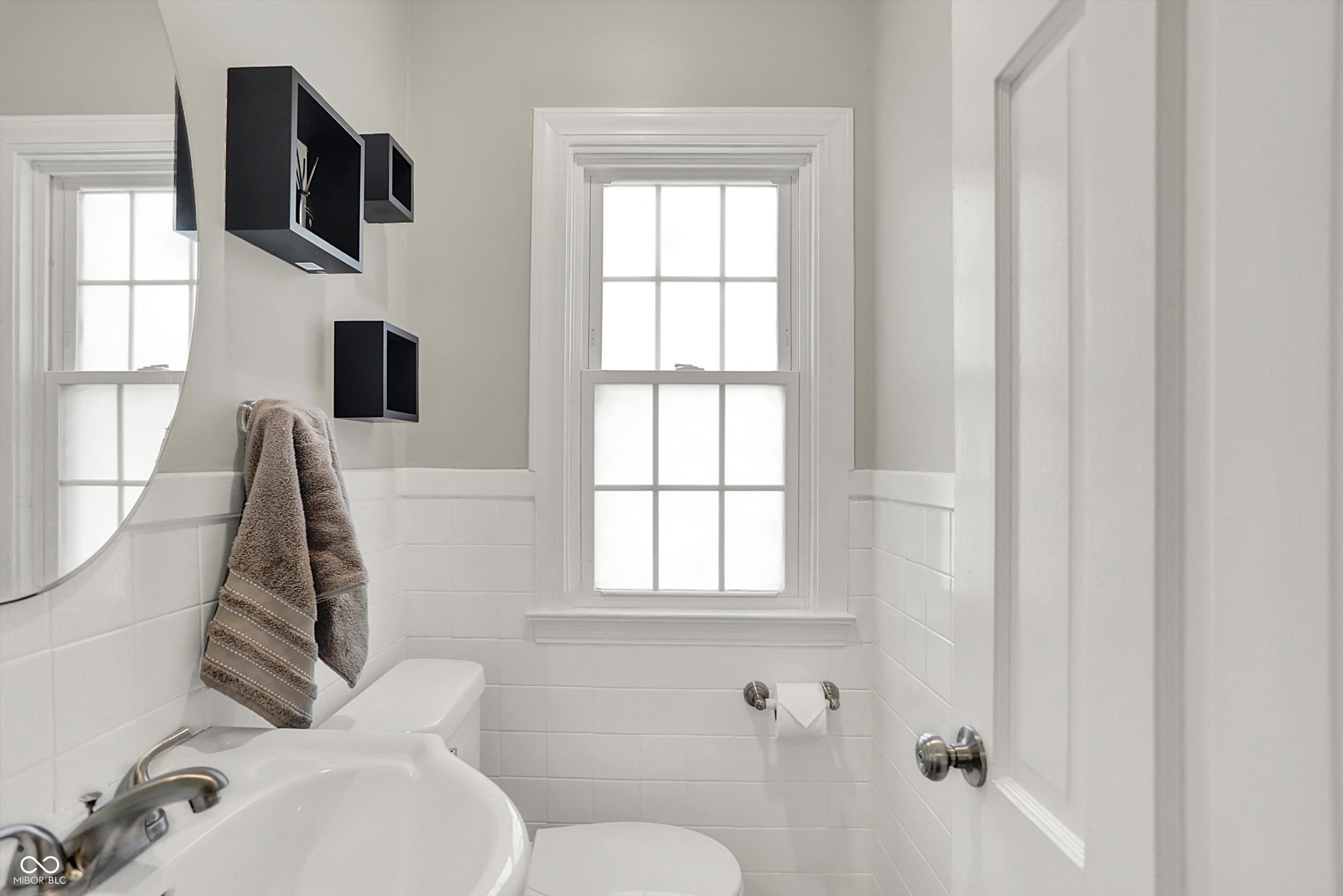 5300 Boulevard Place