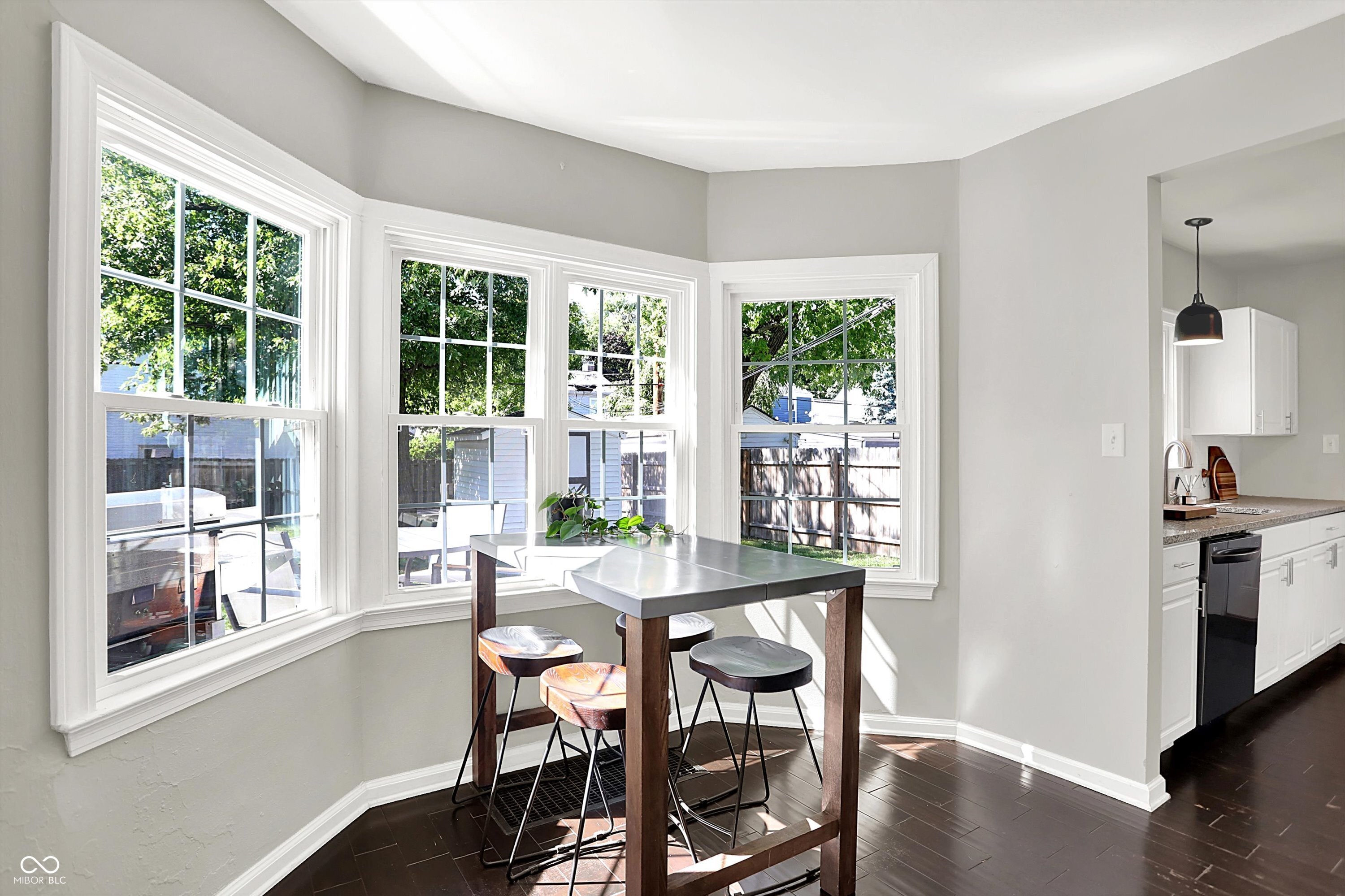 5300 Boulevard Place