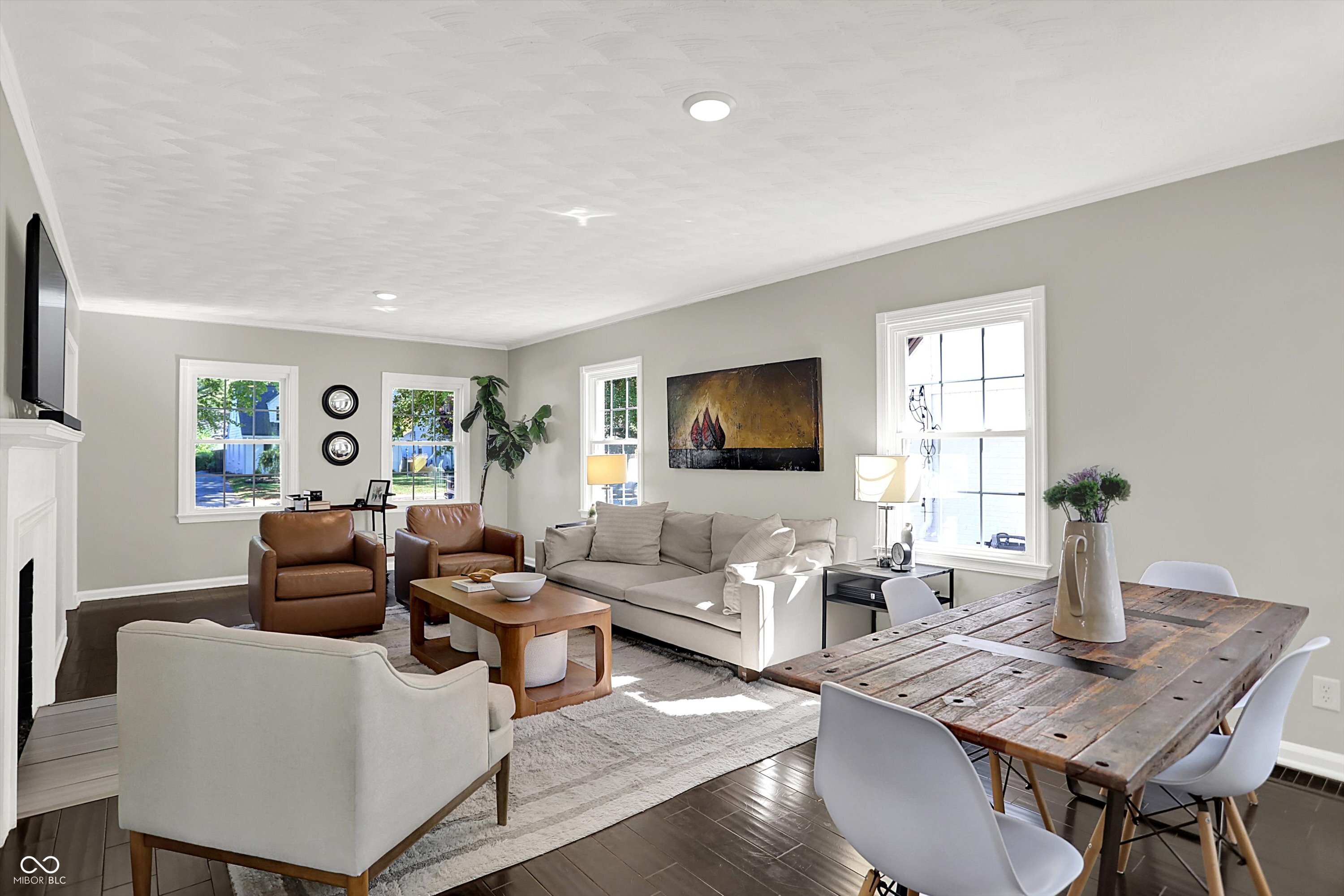 5300 Boulevard Place