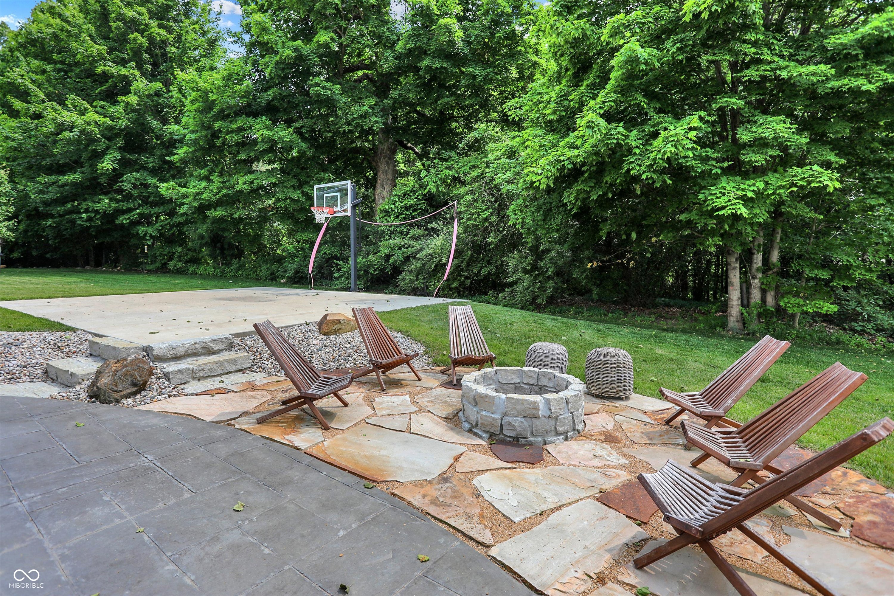 5349 Landing Place Lane