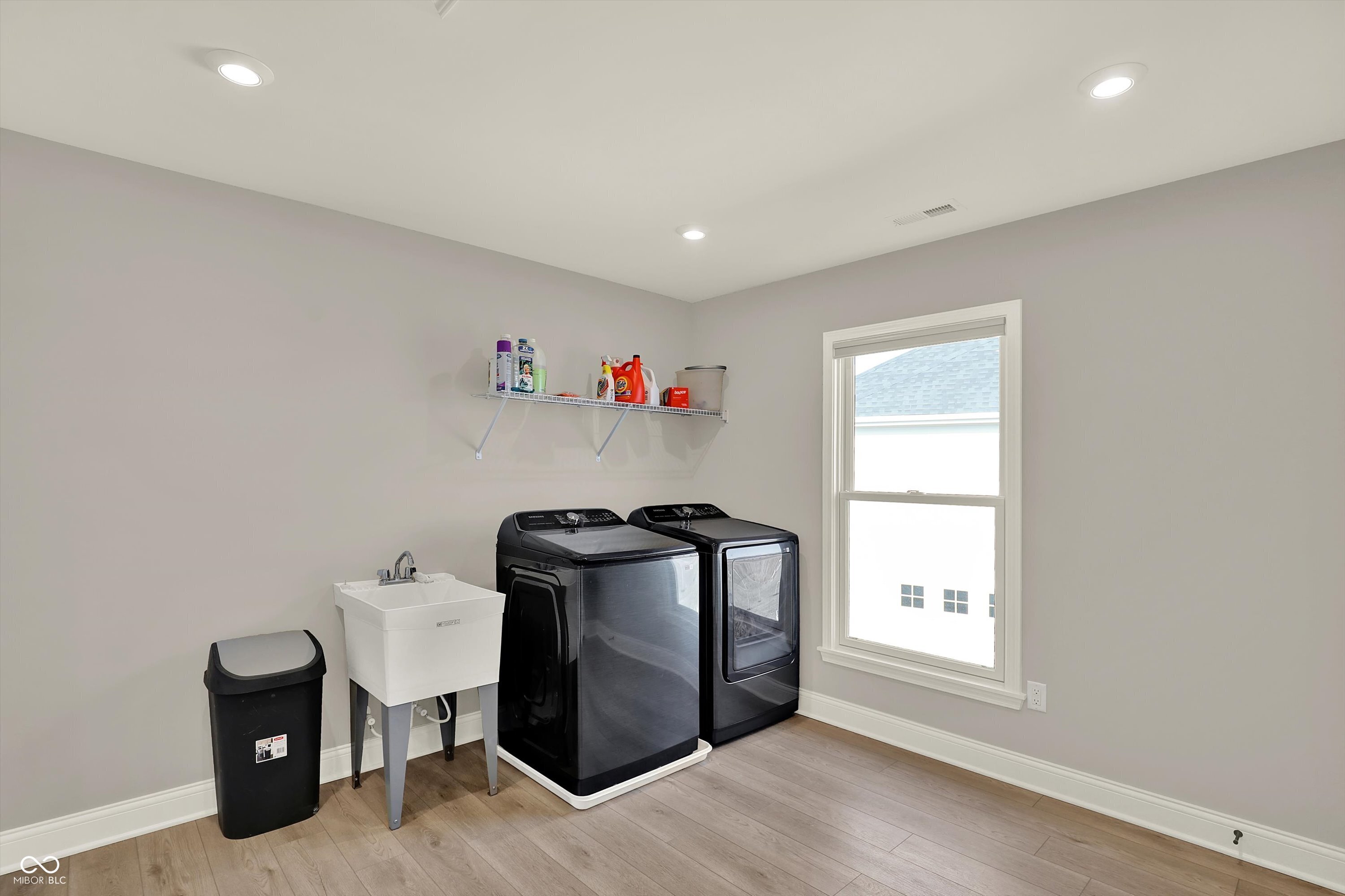 1560 Old Hickory Lane