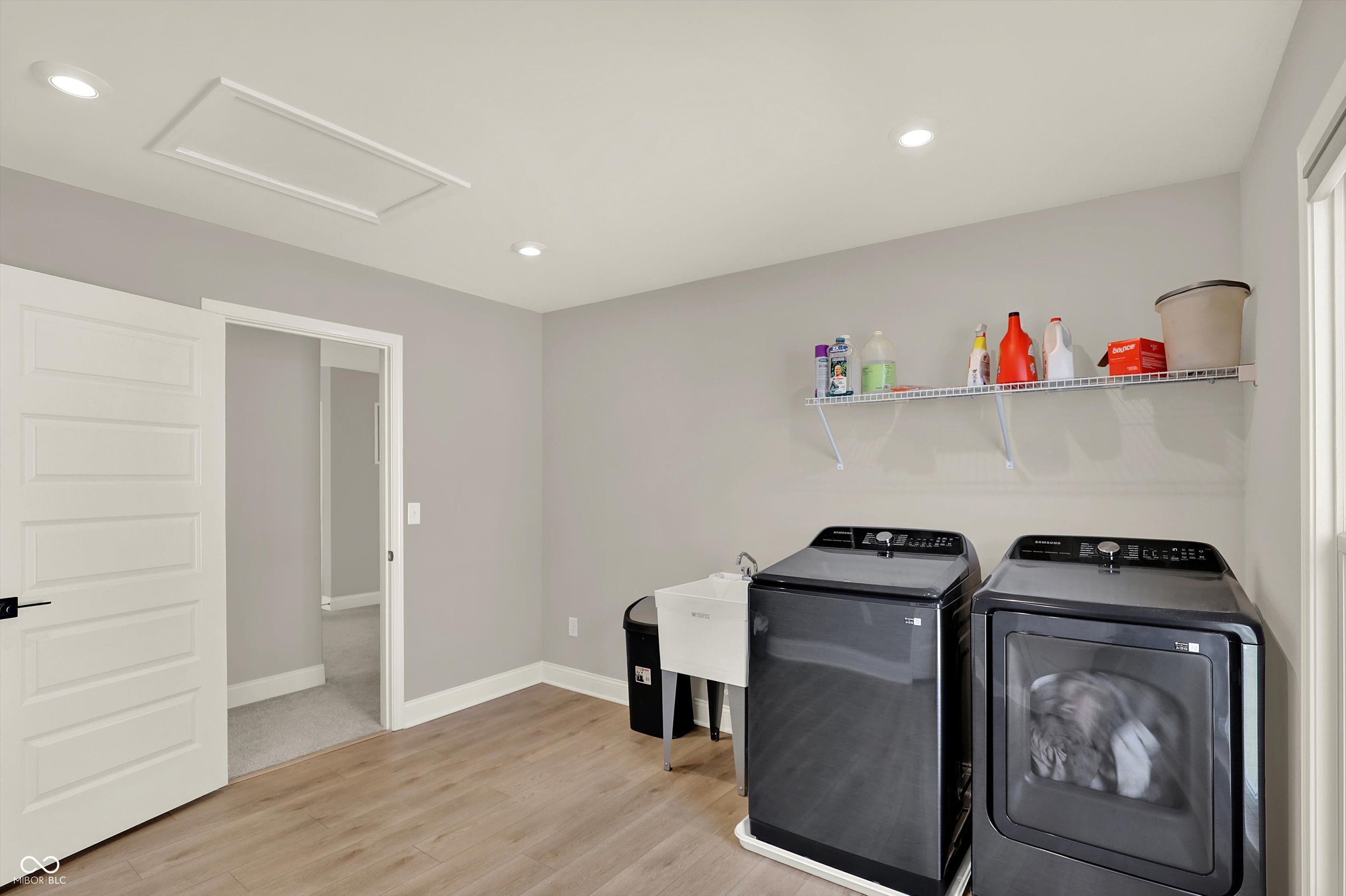 1560 Old Hickory Lane