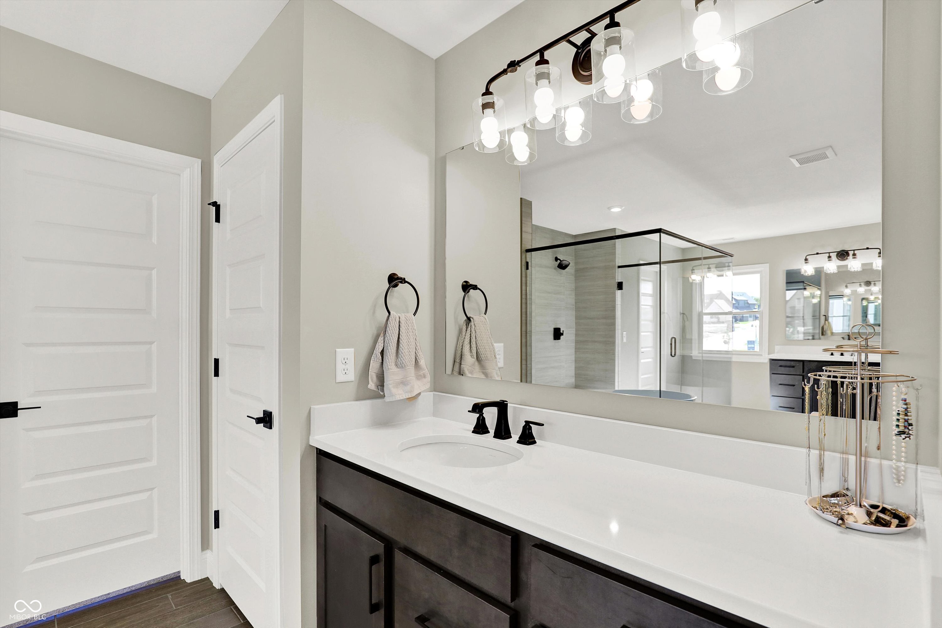 1560 Old Hickory Lane