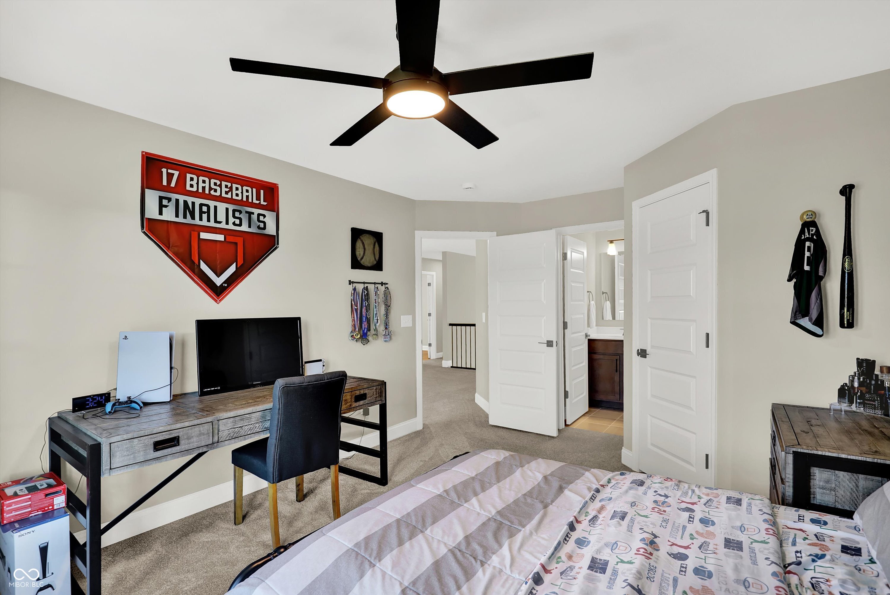 1560 Old Hickory Lane