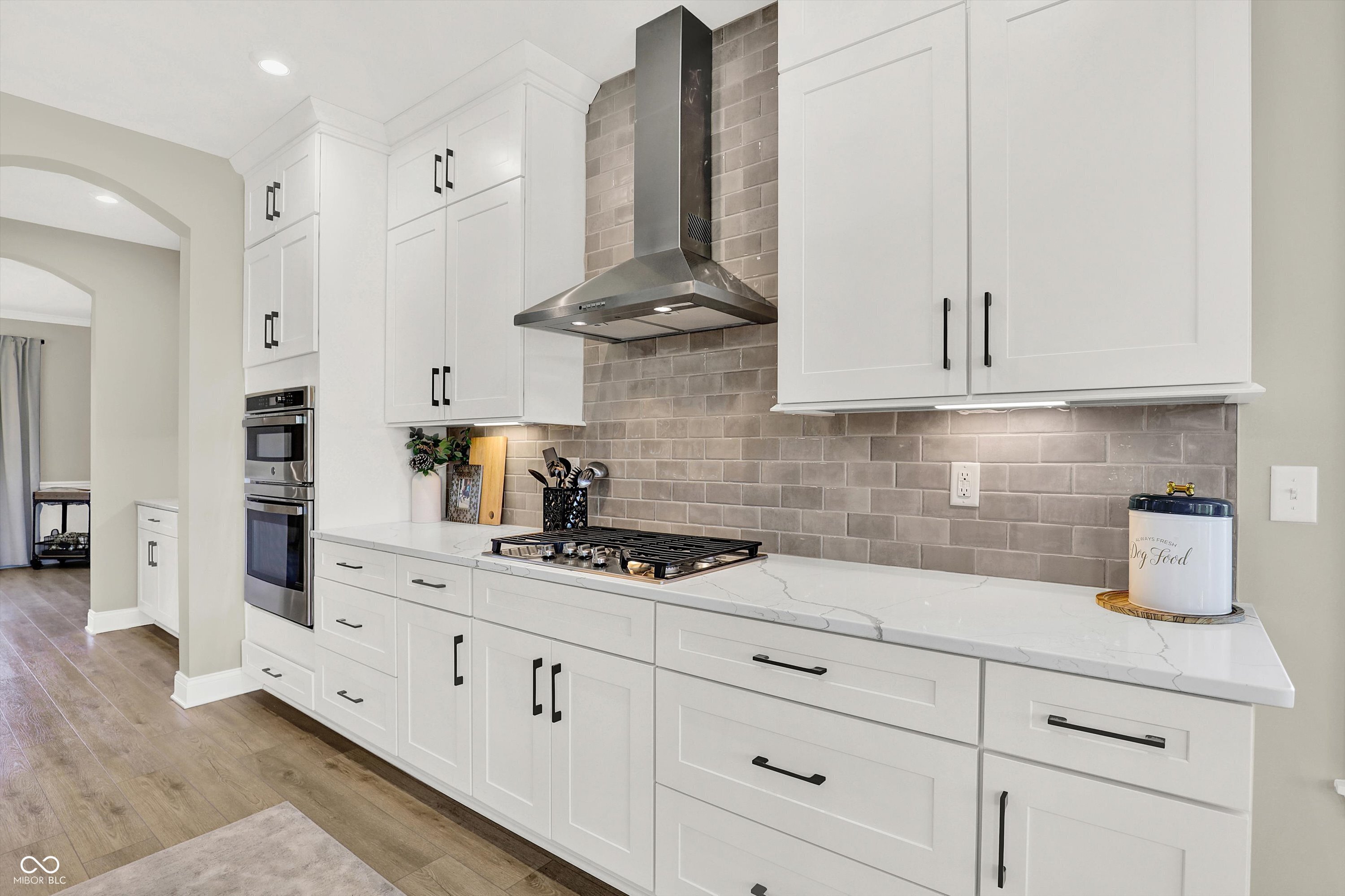 1560 Old Hickory Lane