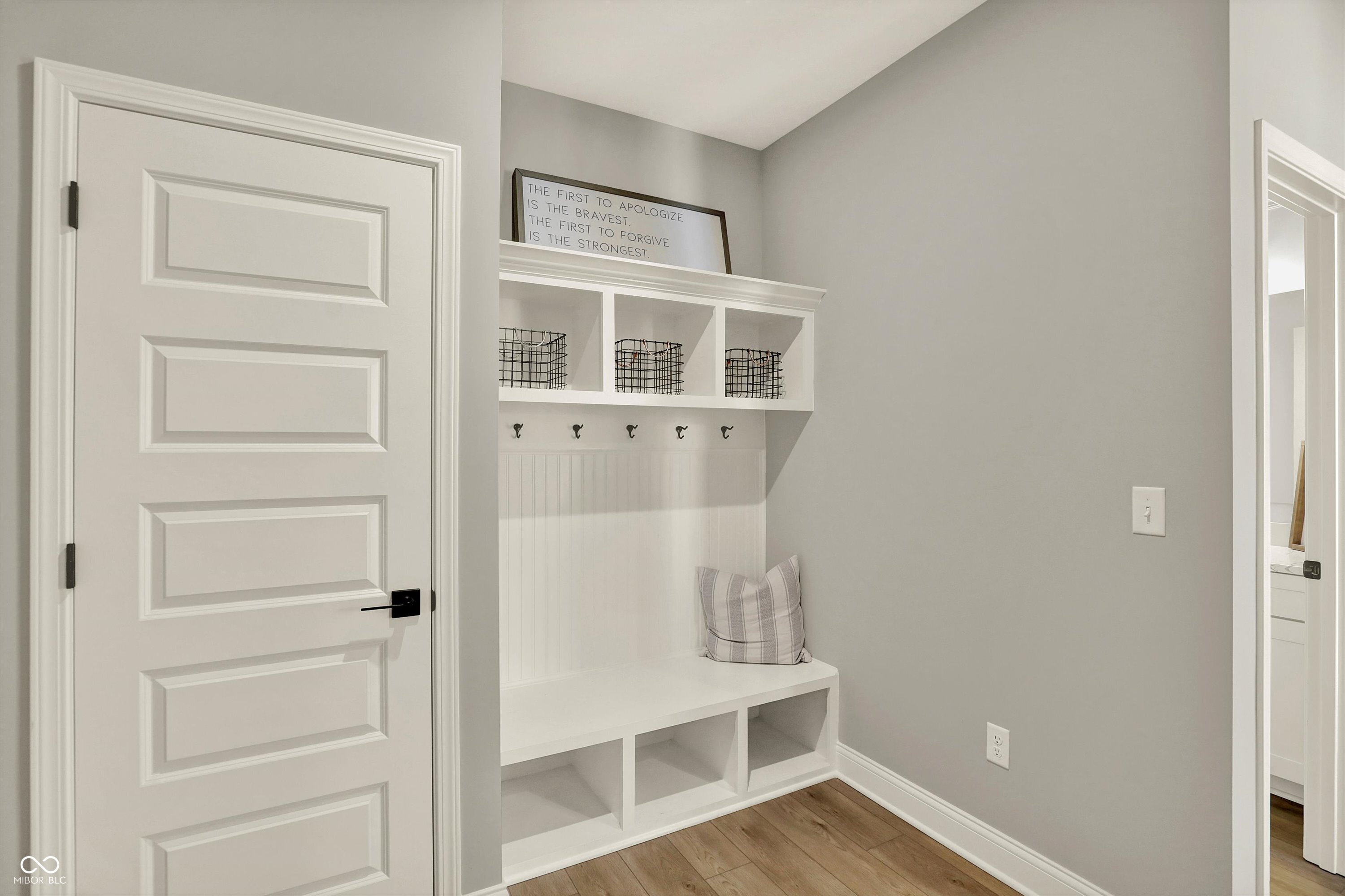 1560 Old Hickory Lane