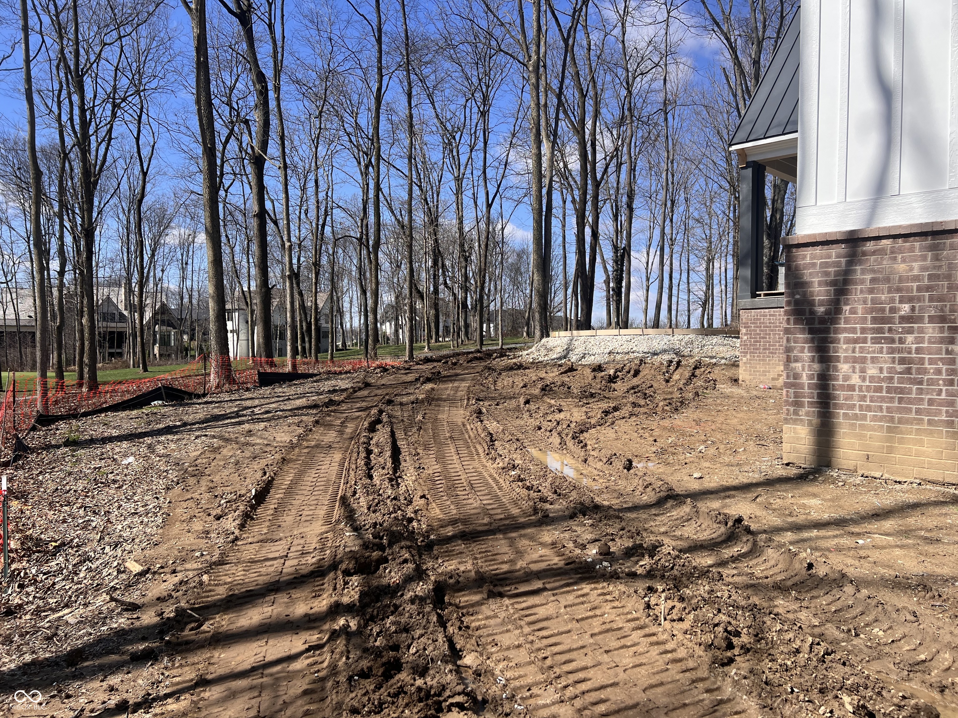 1589 Chatham Ridge Court