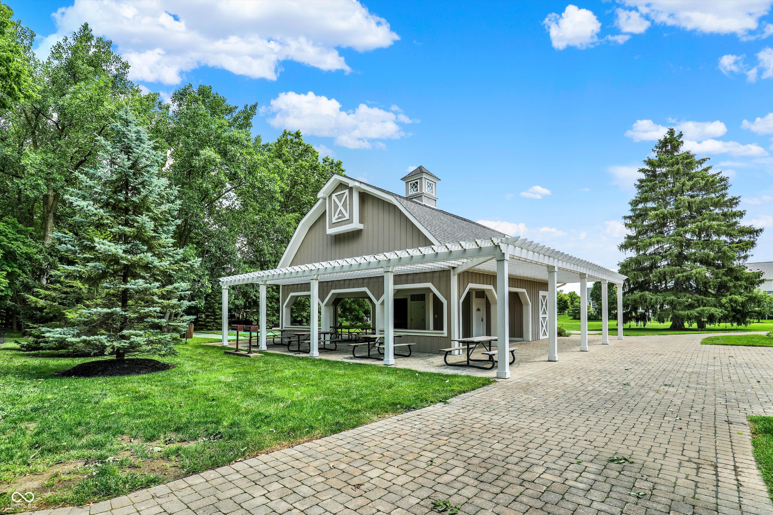 15726 Bethpage Trail