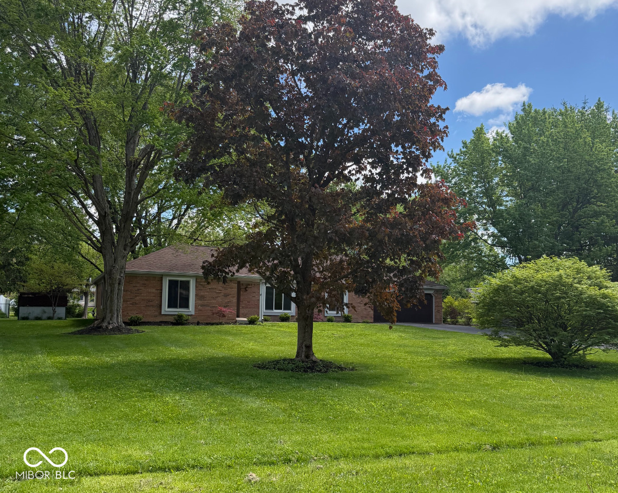 229 E Village Drive