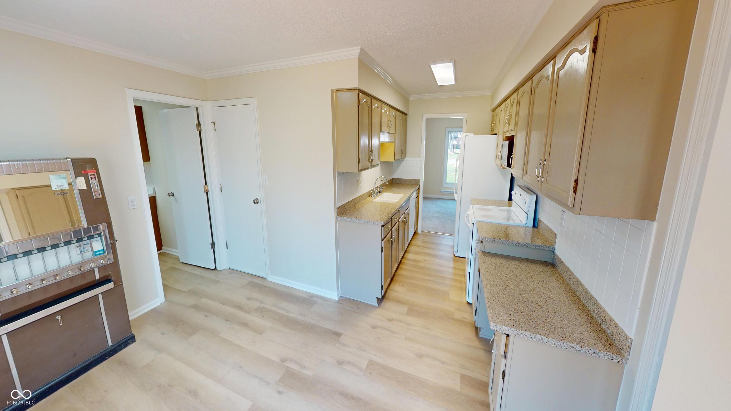 229 E Village Drive