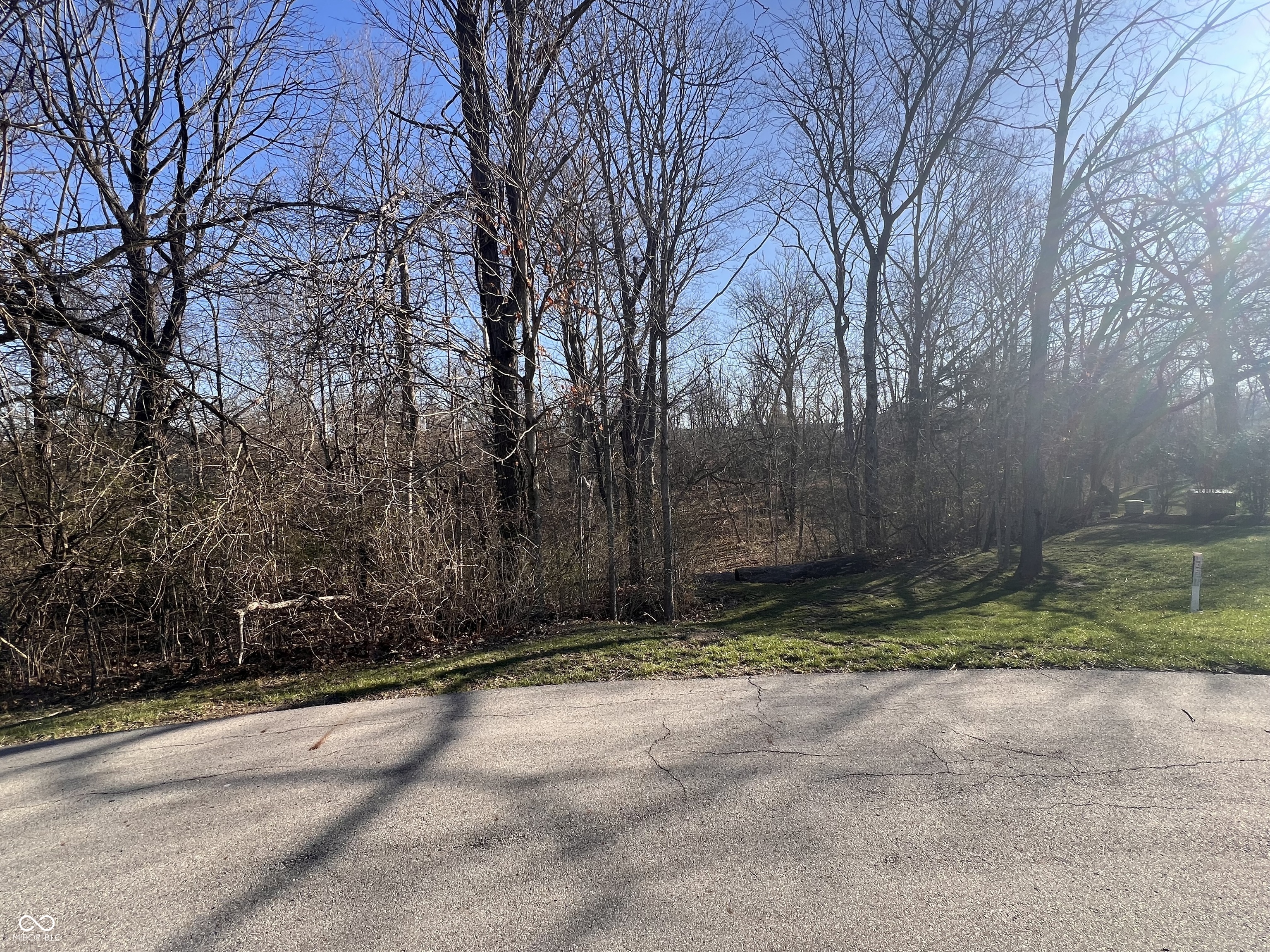 1 Woodard Bluff