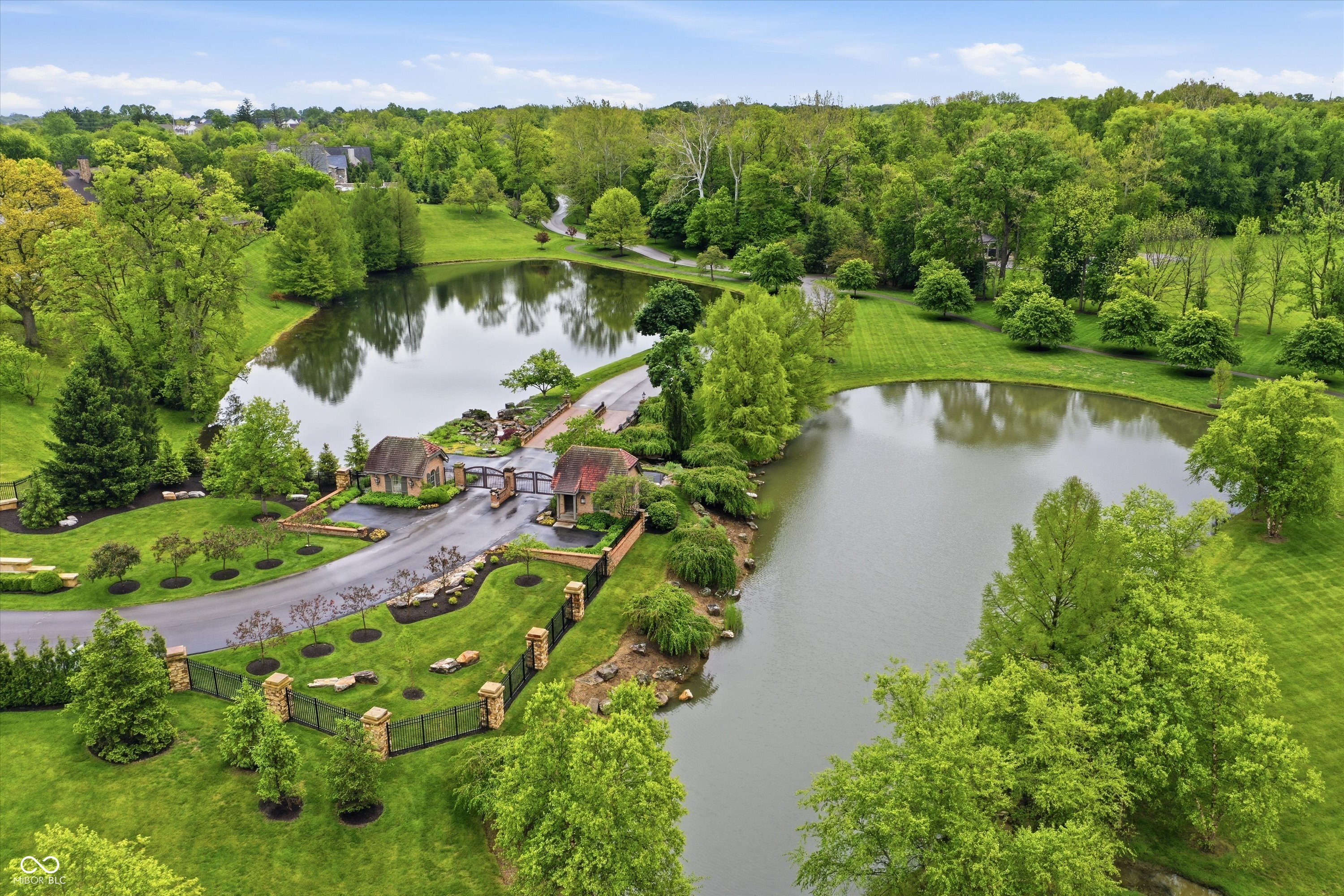 1 Woodard Bluff