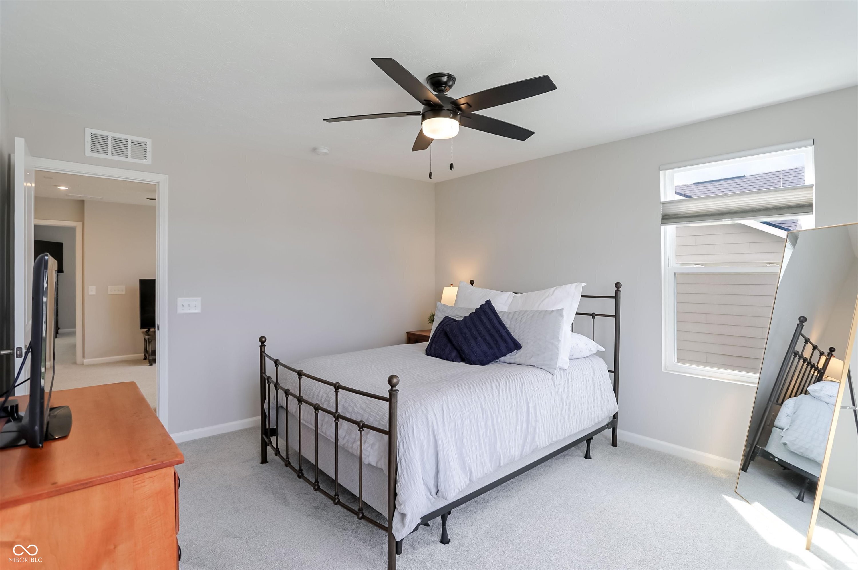 6807 Sable Point Drive