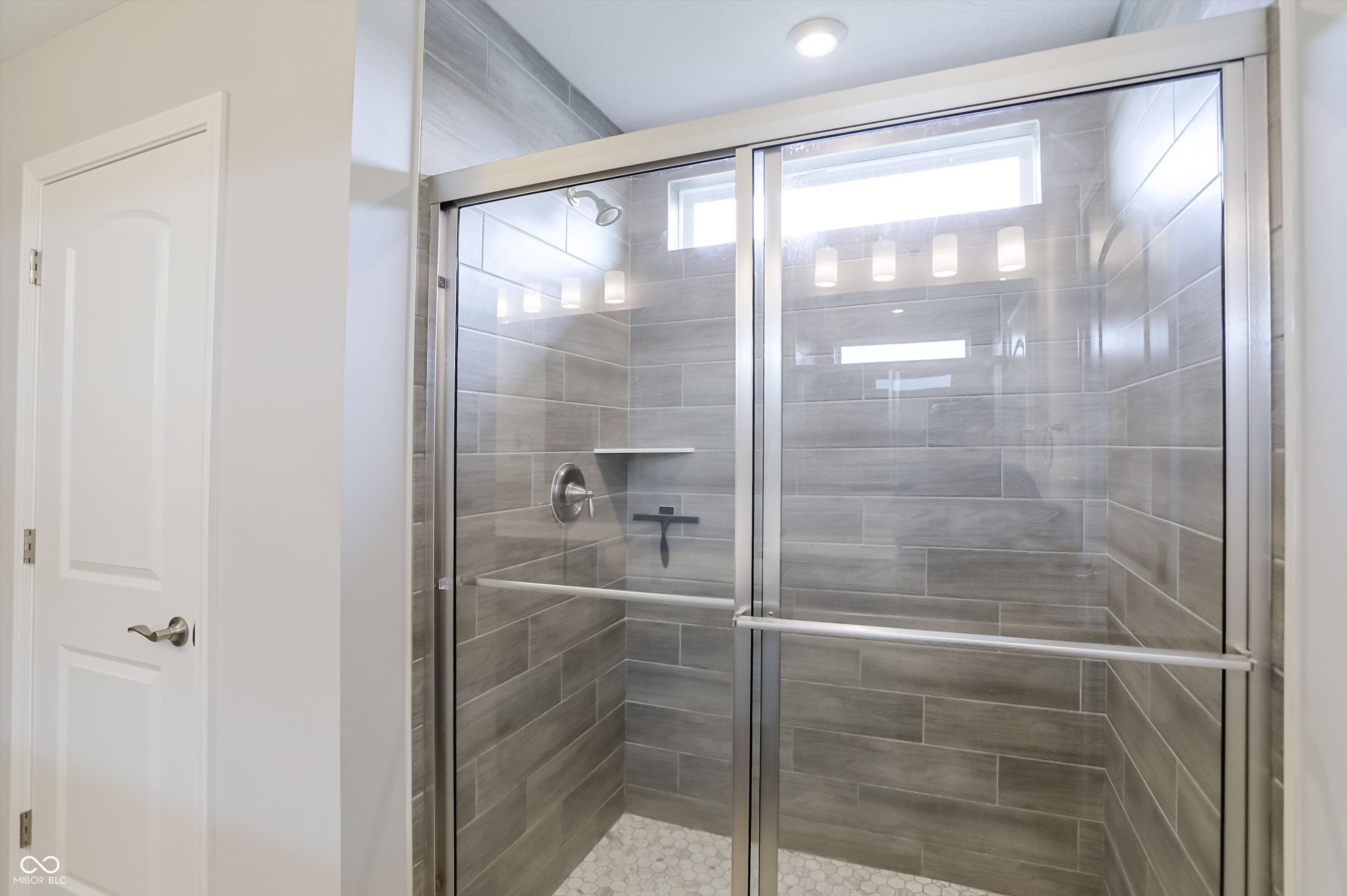 6807 Sable Point Drive