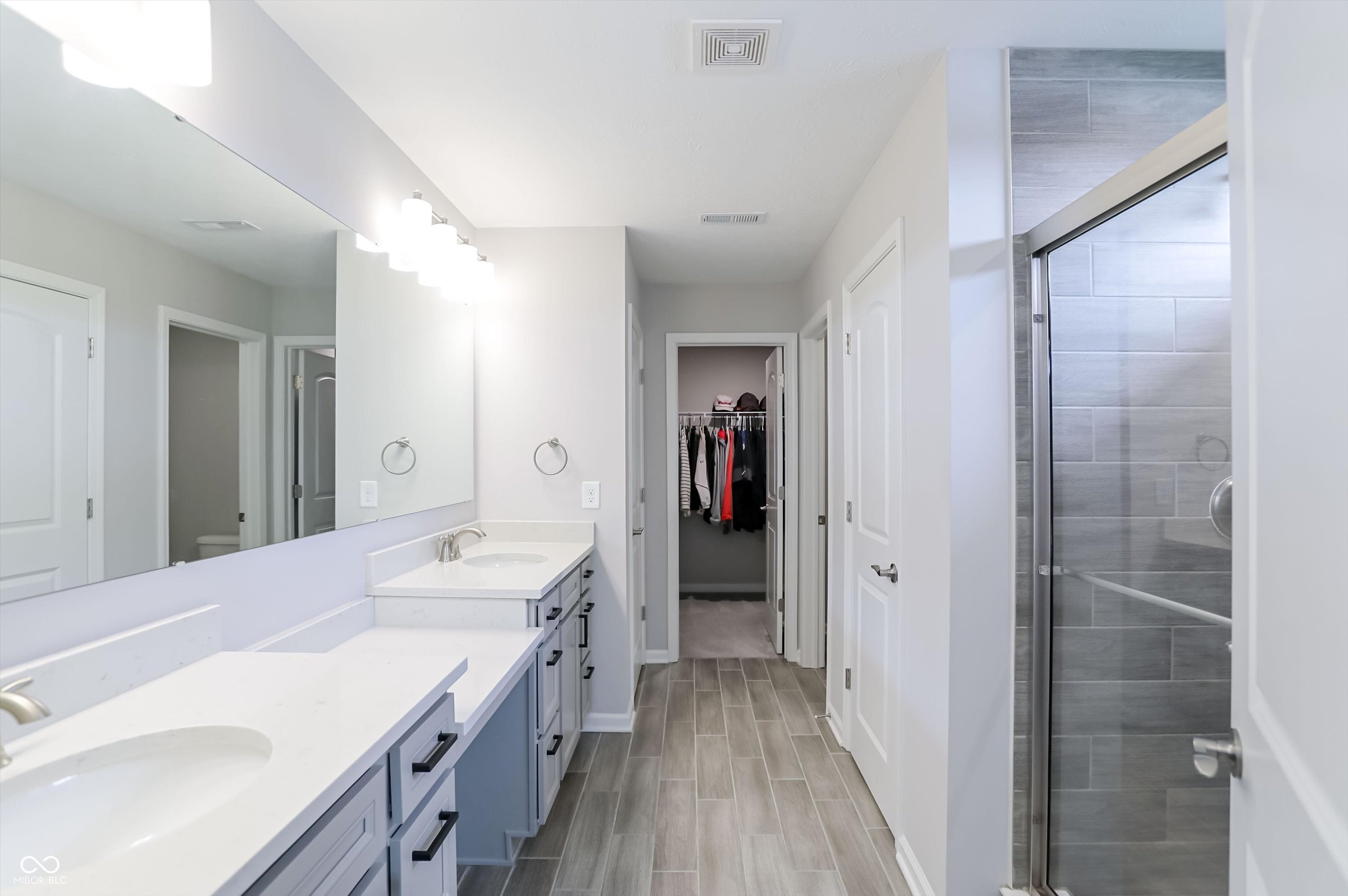 6807 Sable Point Drive