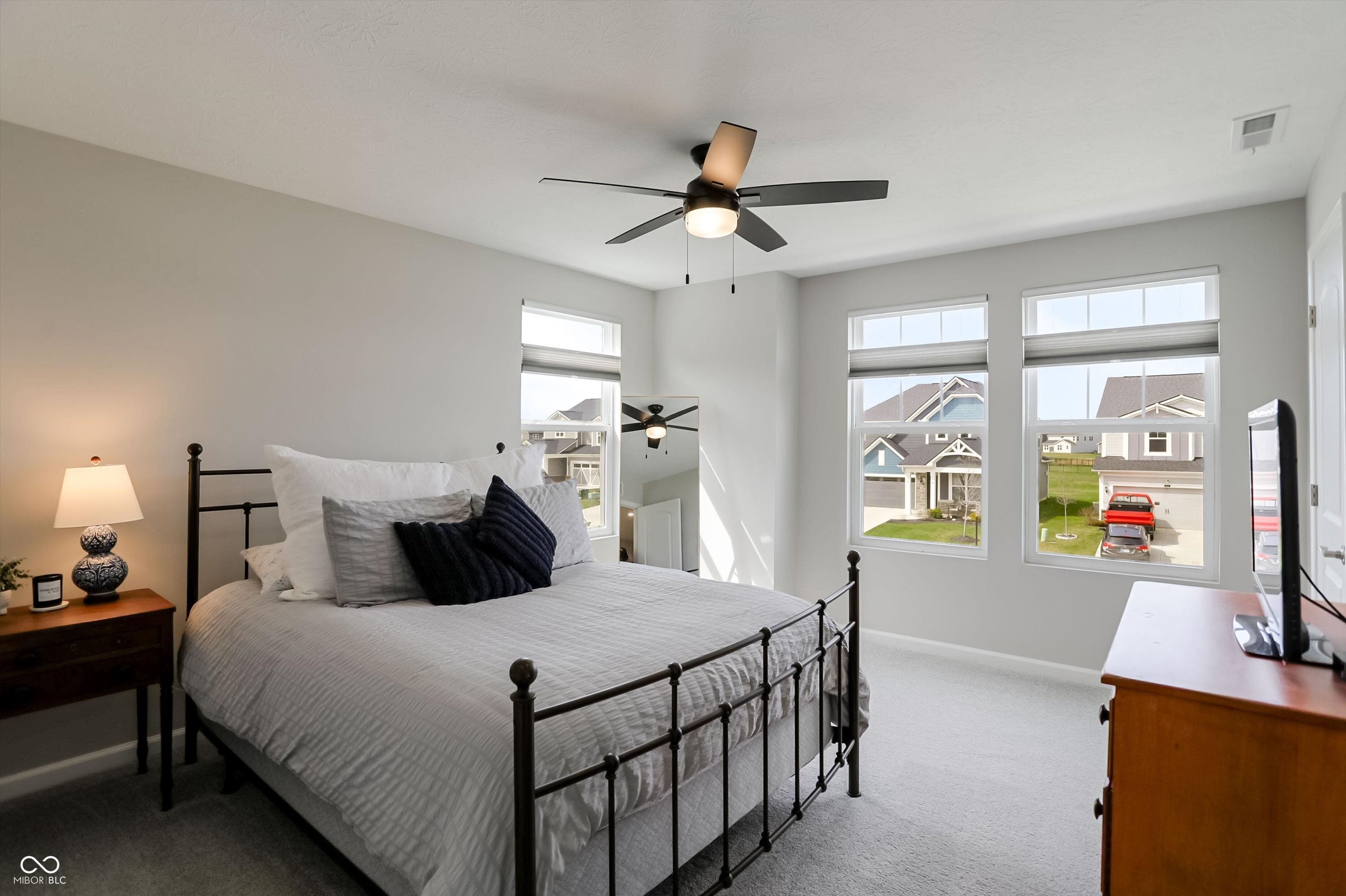 6807 Sable Point Drive