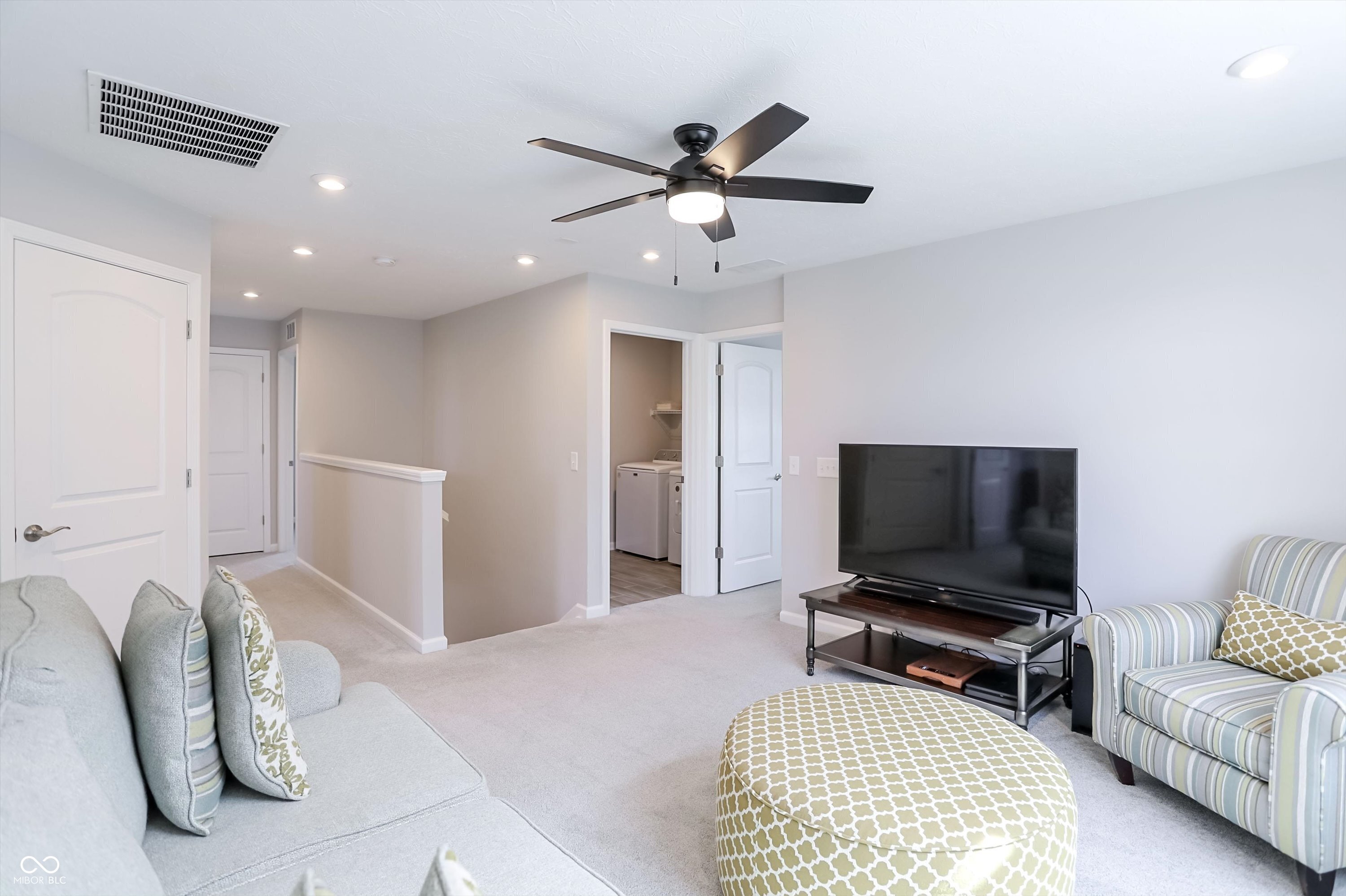 6807 Sable Point Drive