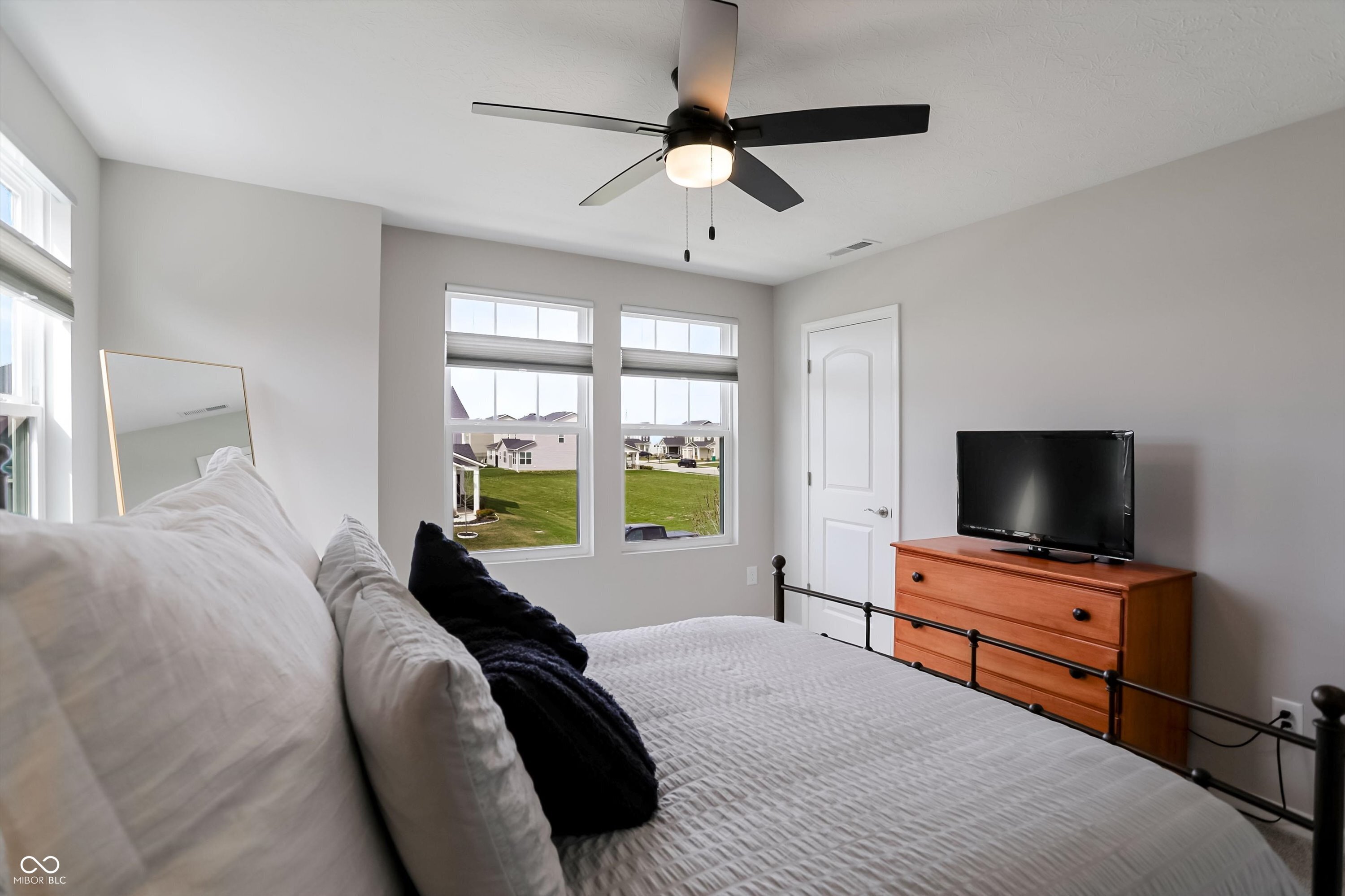 6807 Sable Point Drive