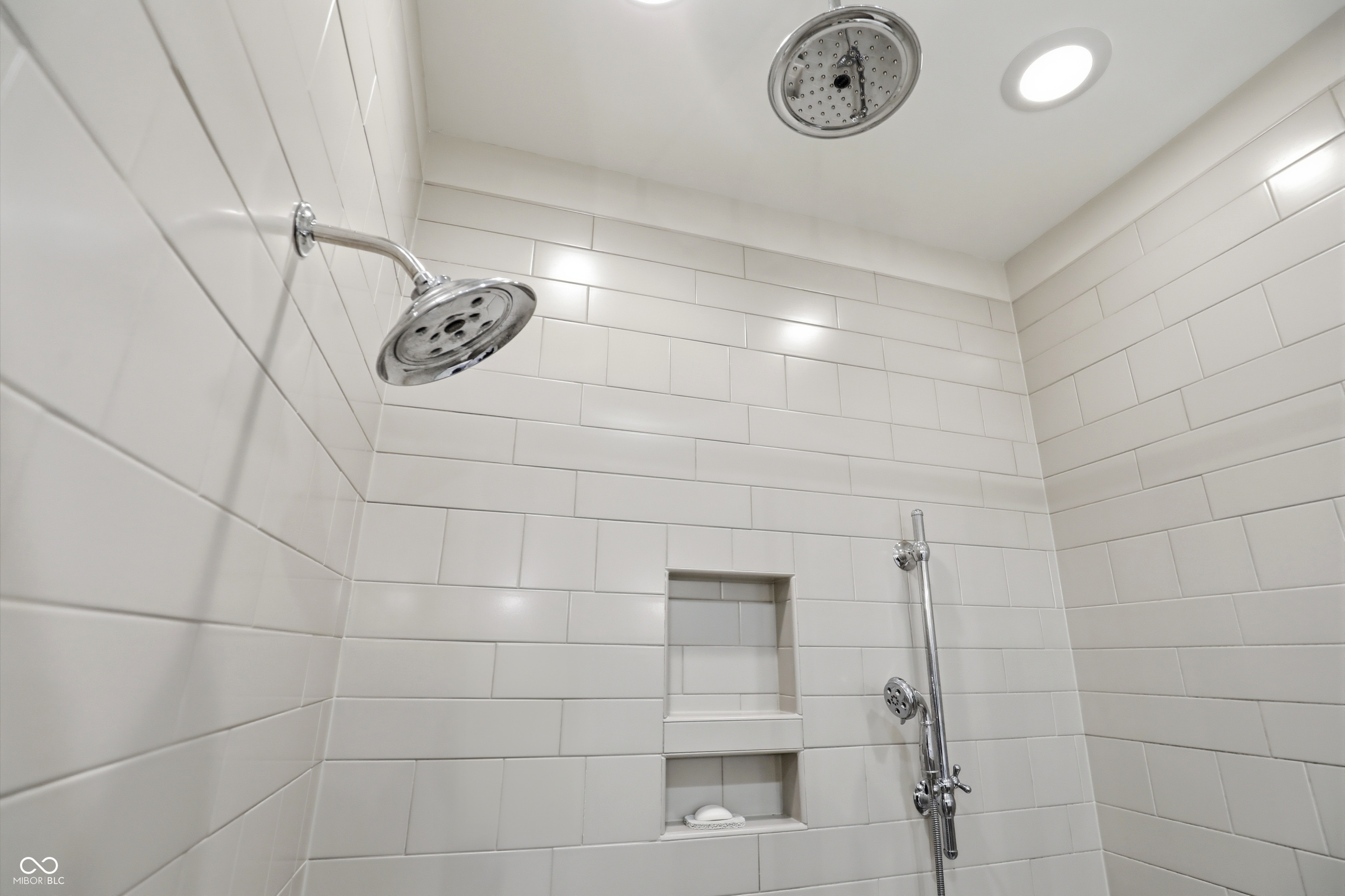 1096 Chatham Hills Boulevard