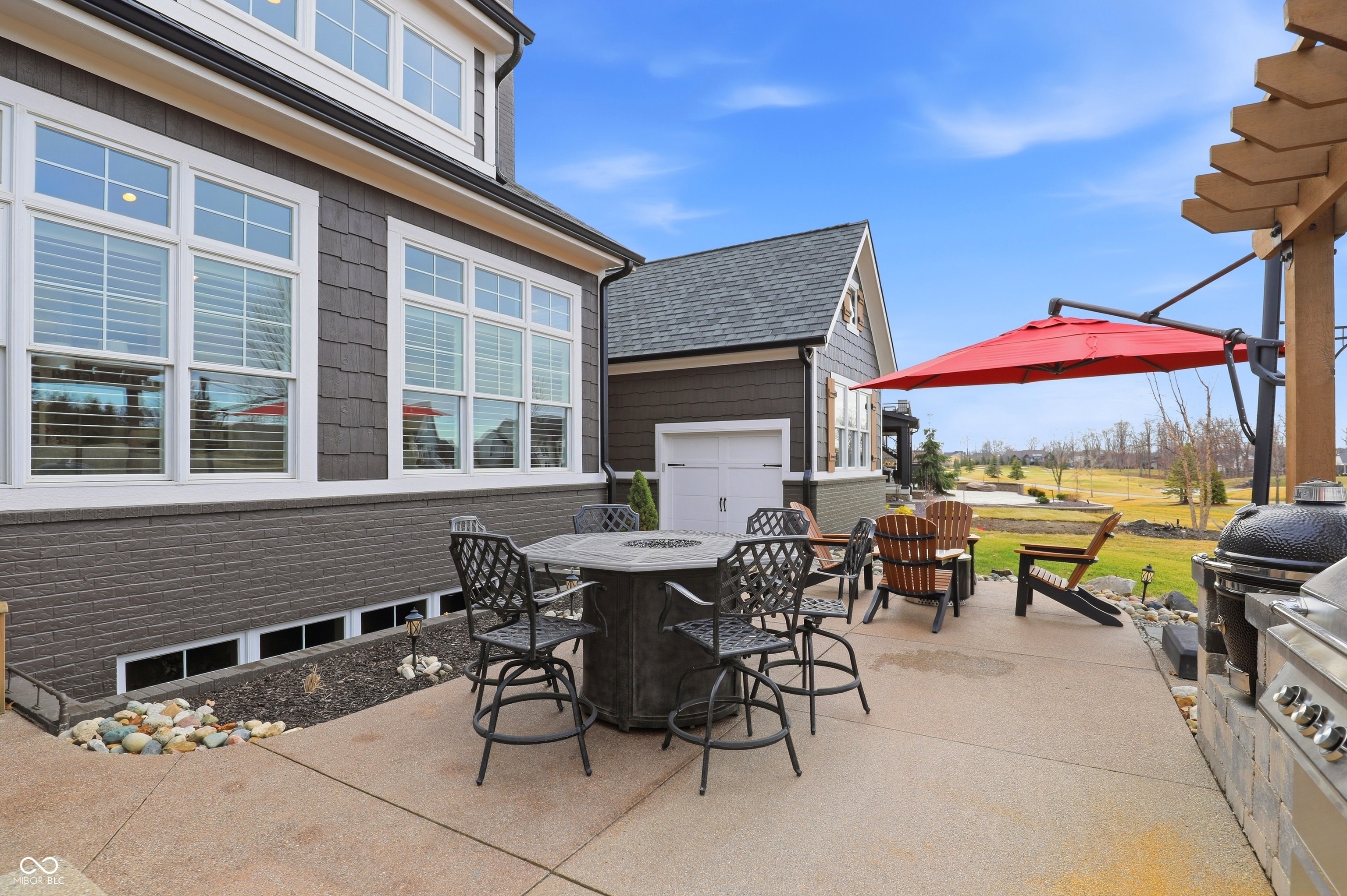 1096 Chatham Hills Boulevard