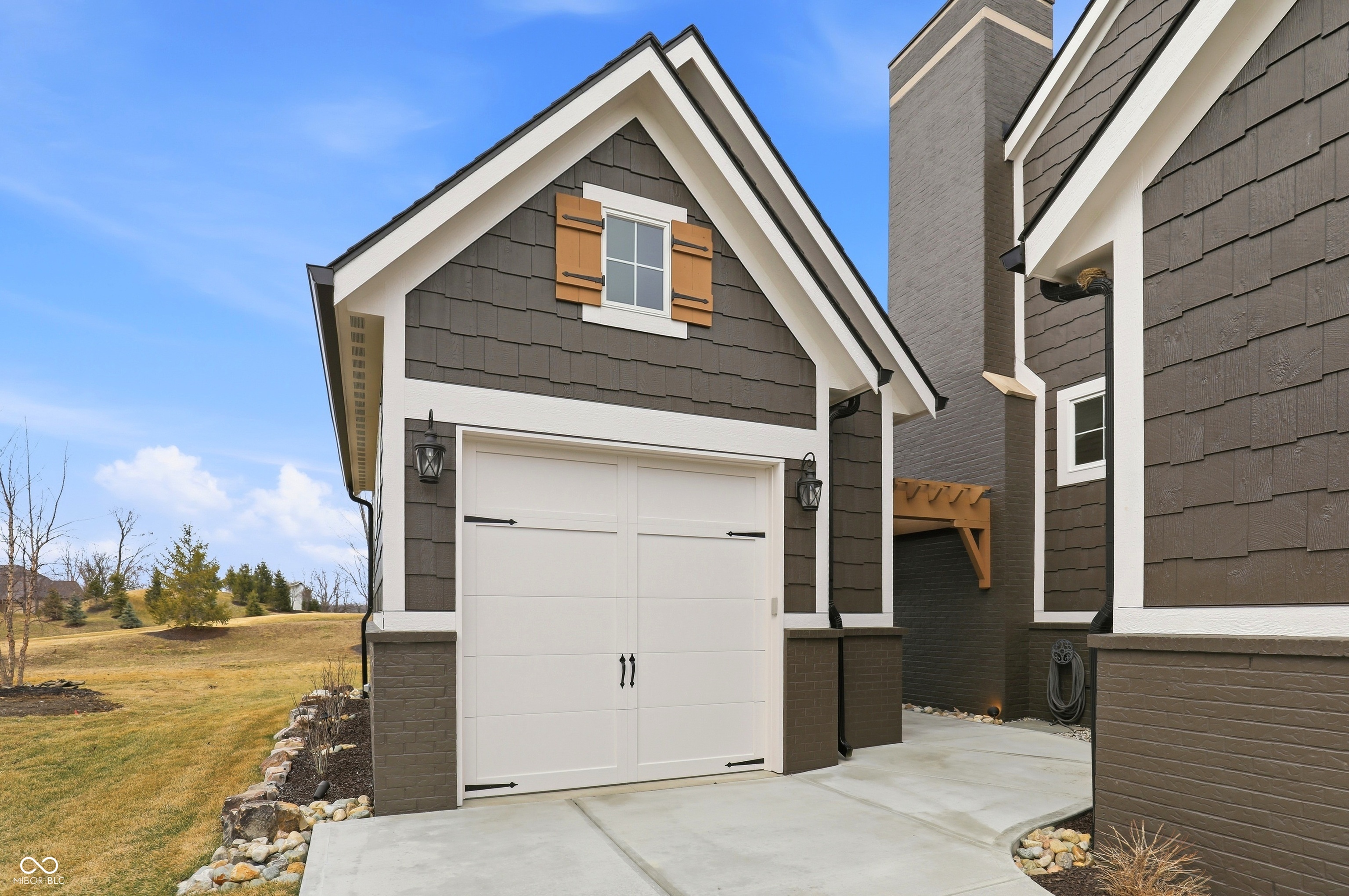 1096 Chatham Hills Boulevard