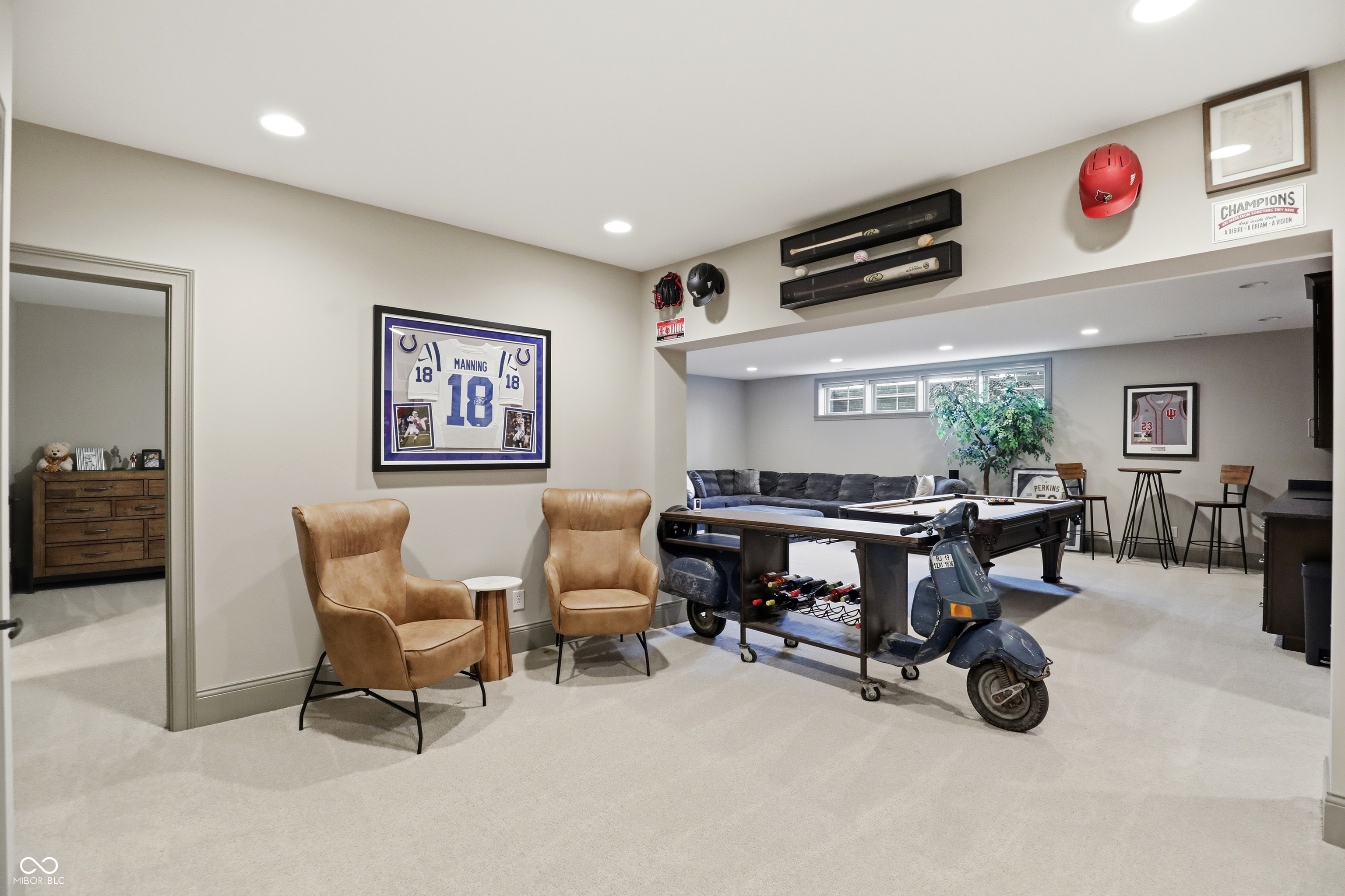 1096 Chatham Hills Boulevard