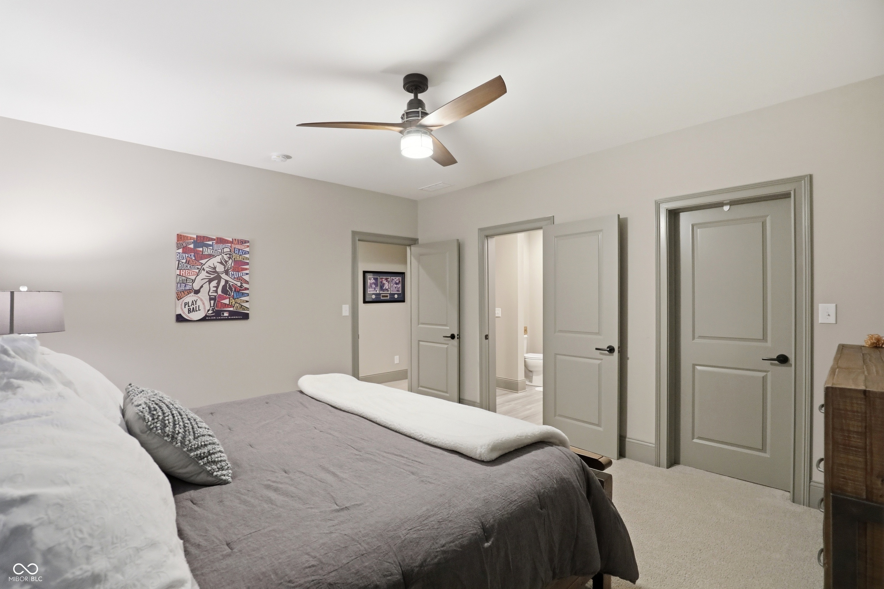 1096 Chatham Hills Boulevard