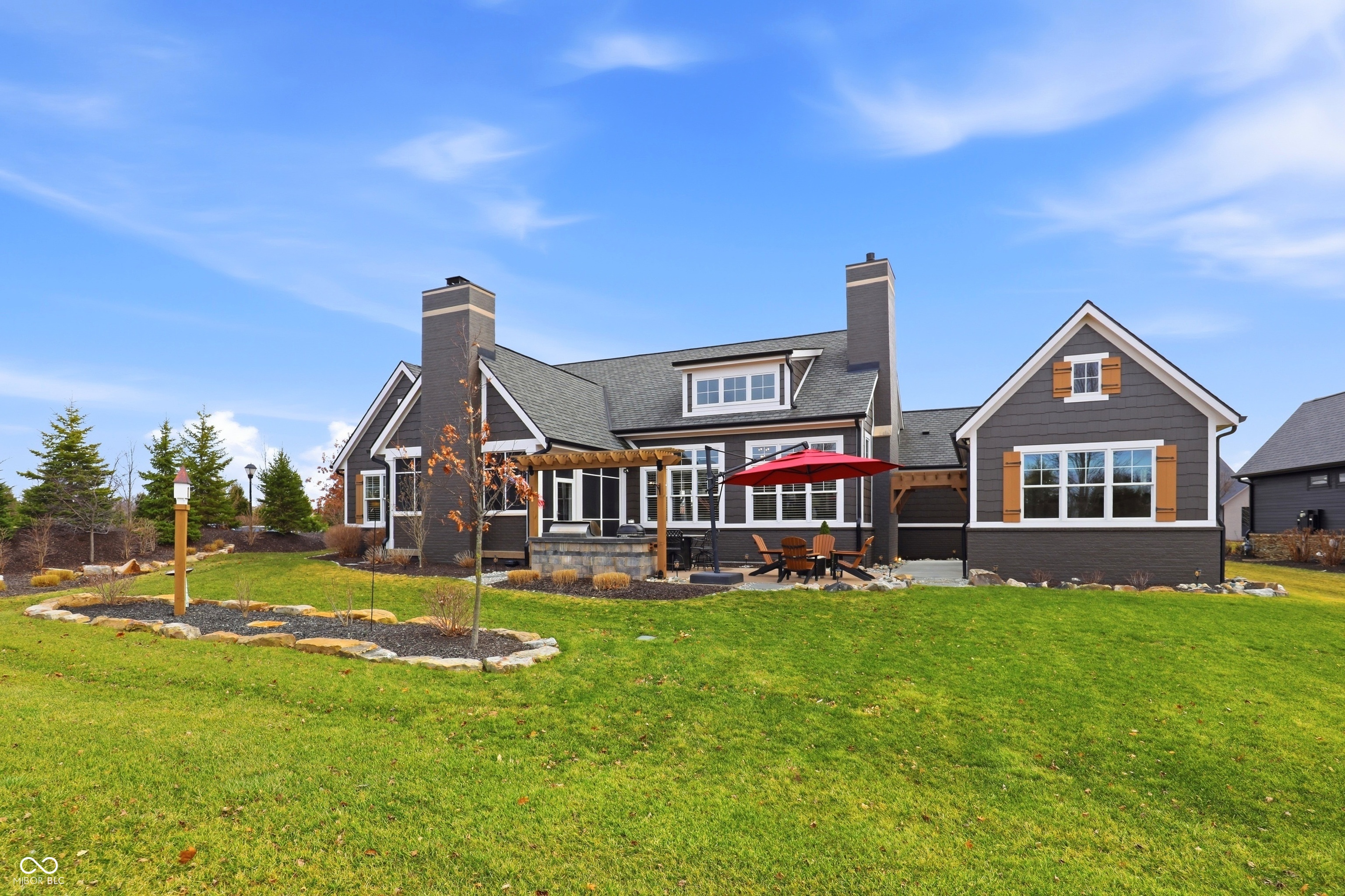 1096 Chatham Hills Boulevard