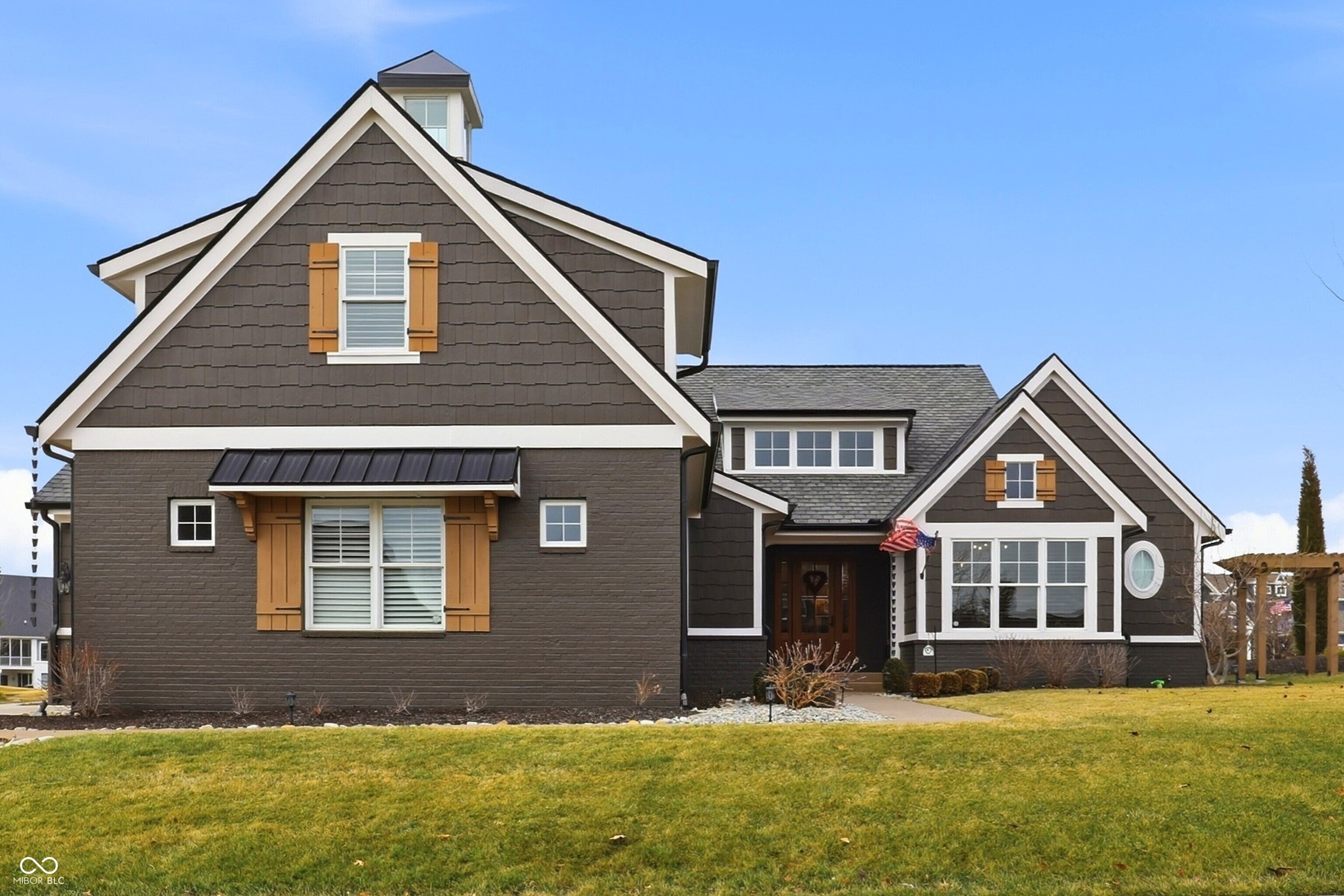 1096 Chatham Hills Boulevard