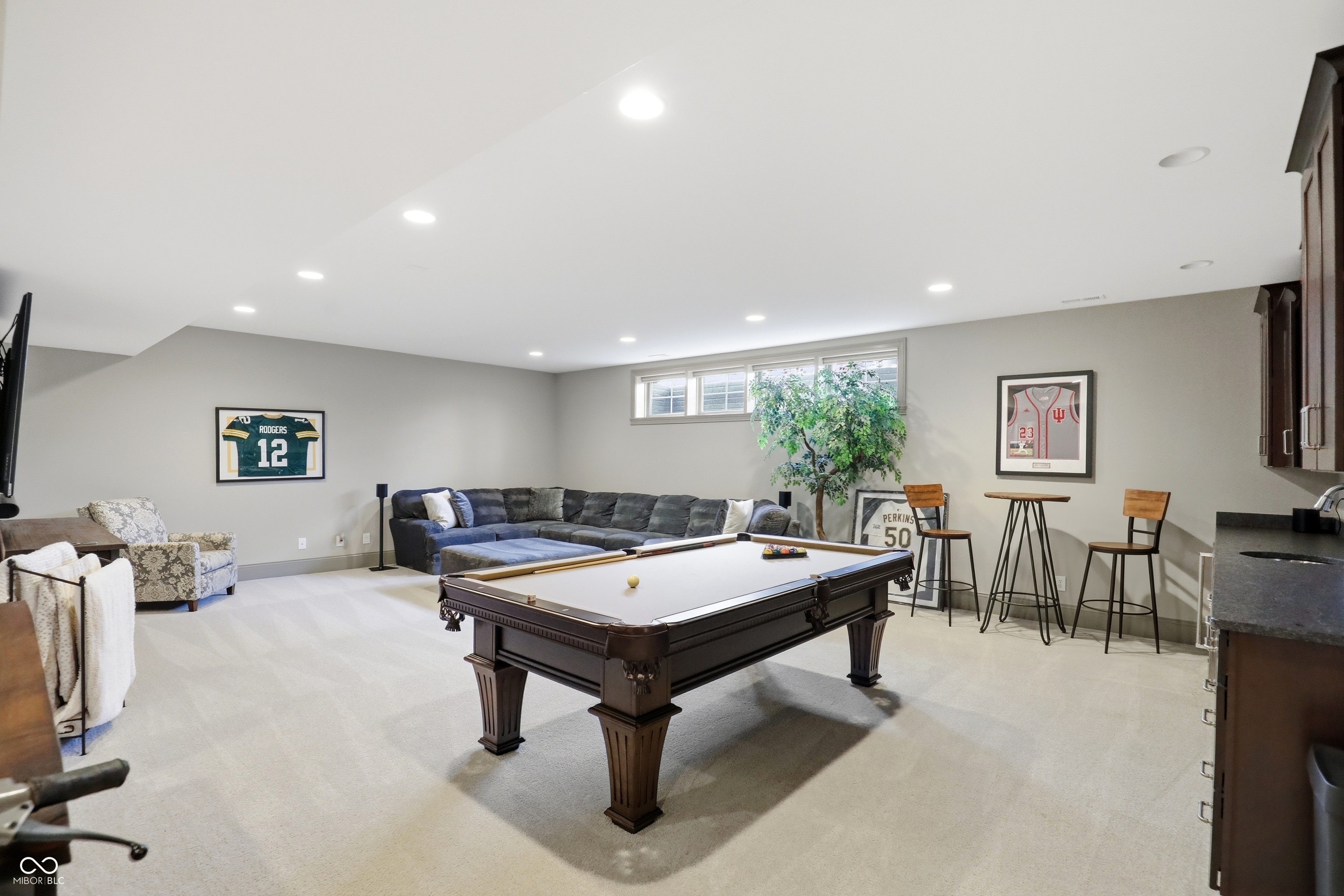 1096 Chatham Hills Boulevard