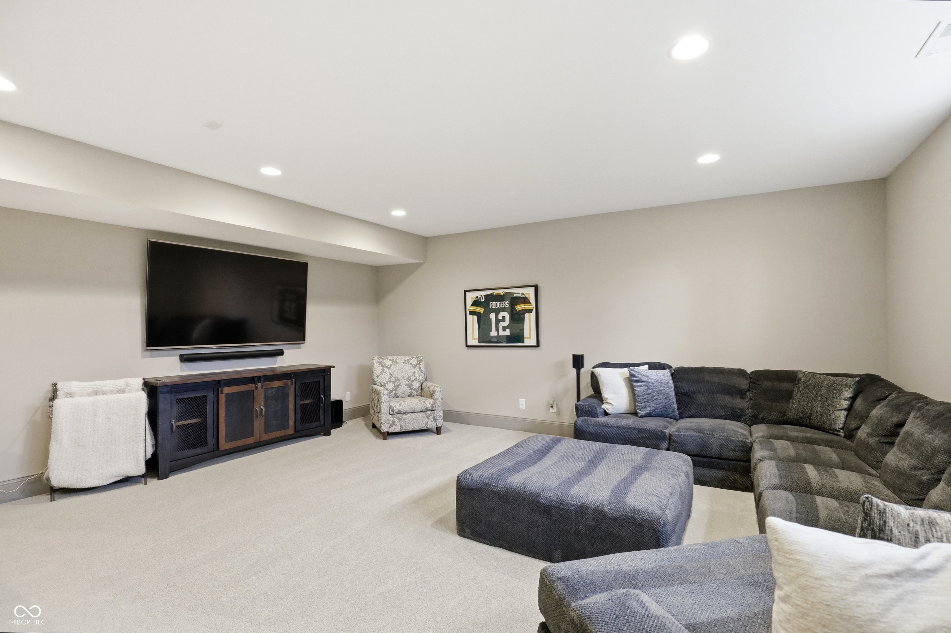 1096 Chatham Hills Boulevard