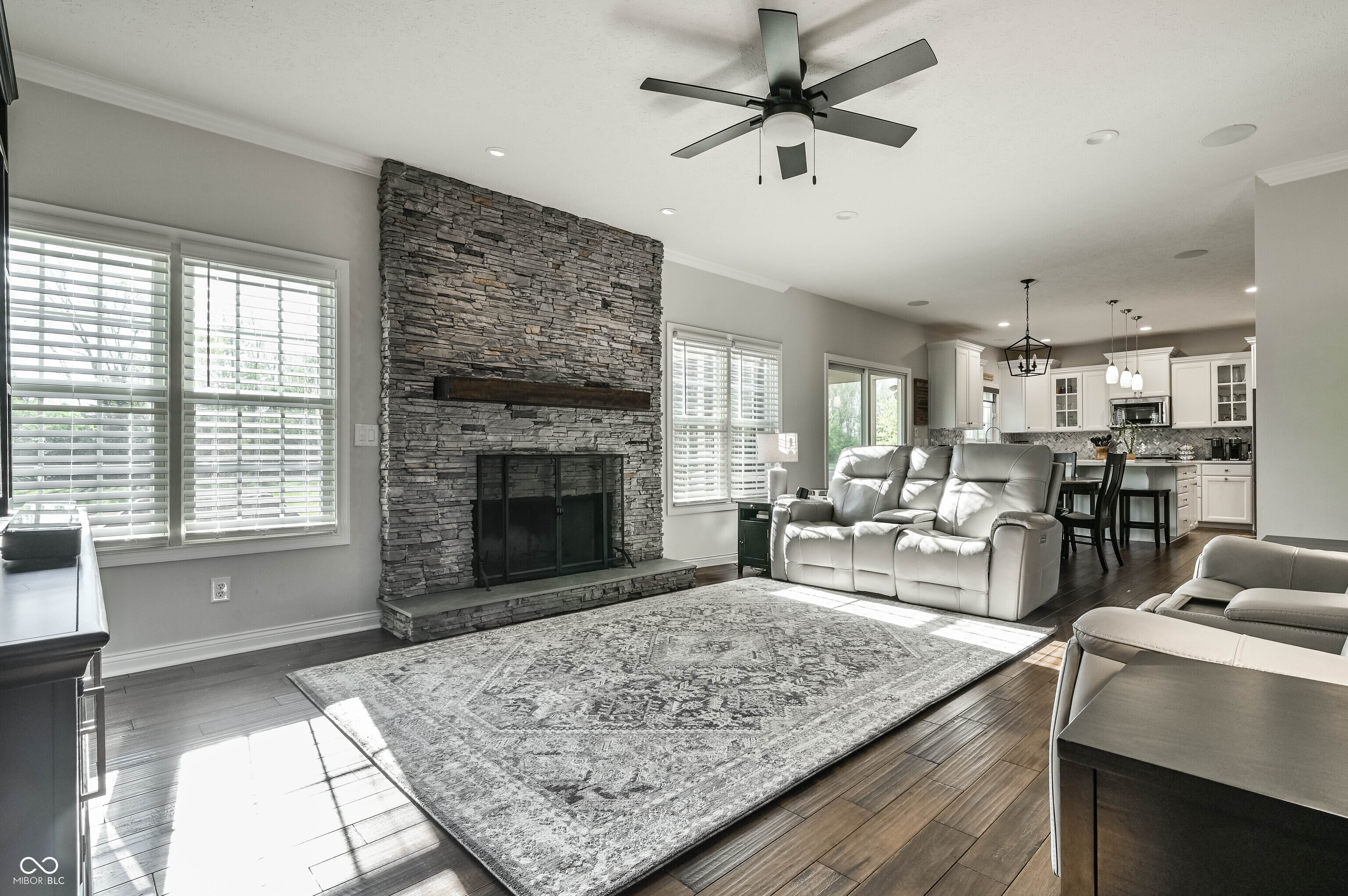 3607 Mossy Rock Drive