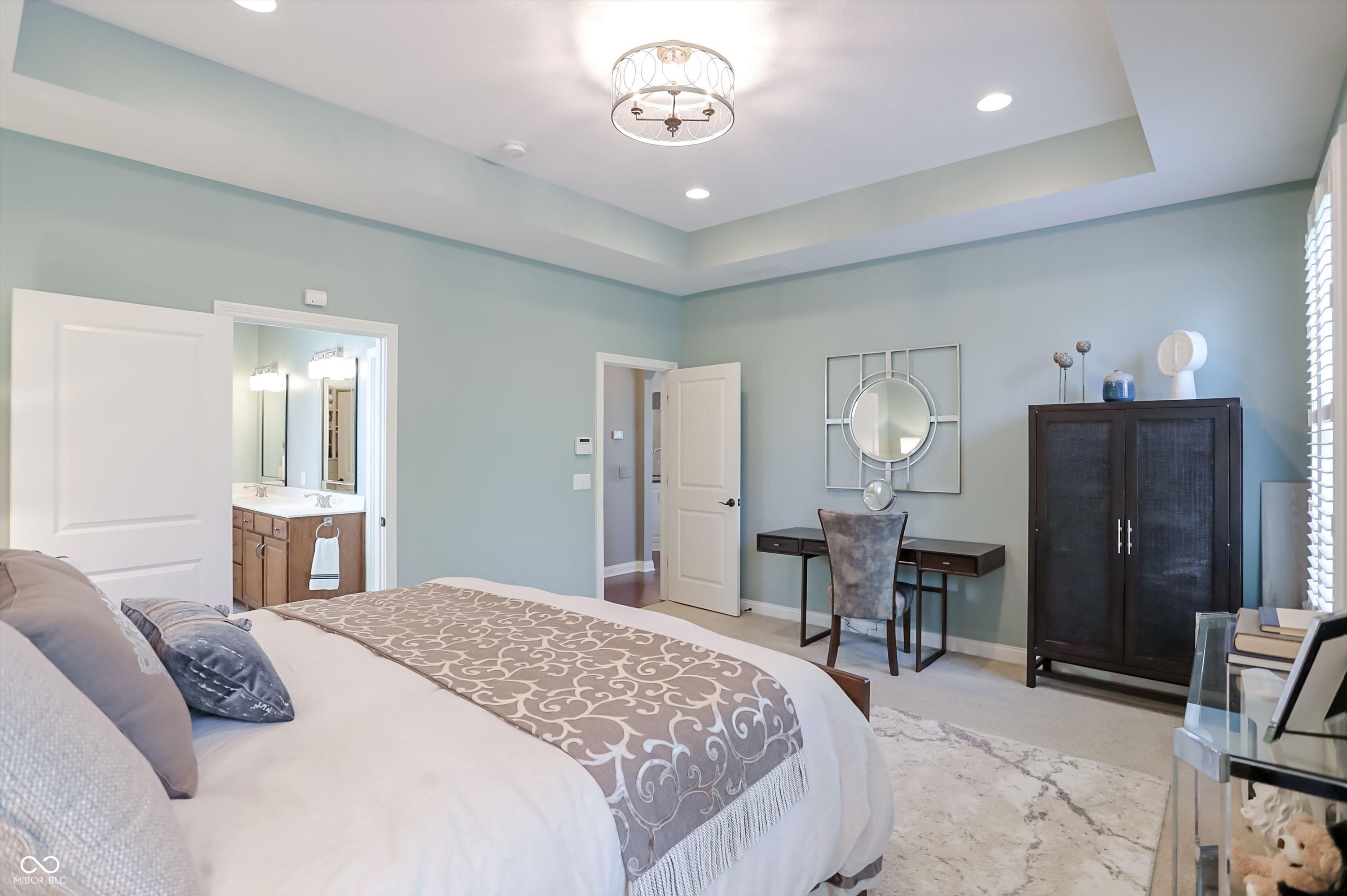15633 Bethpage Trail