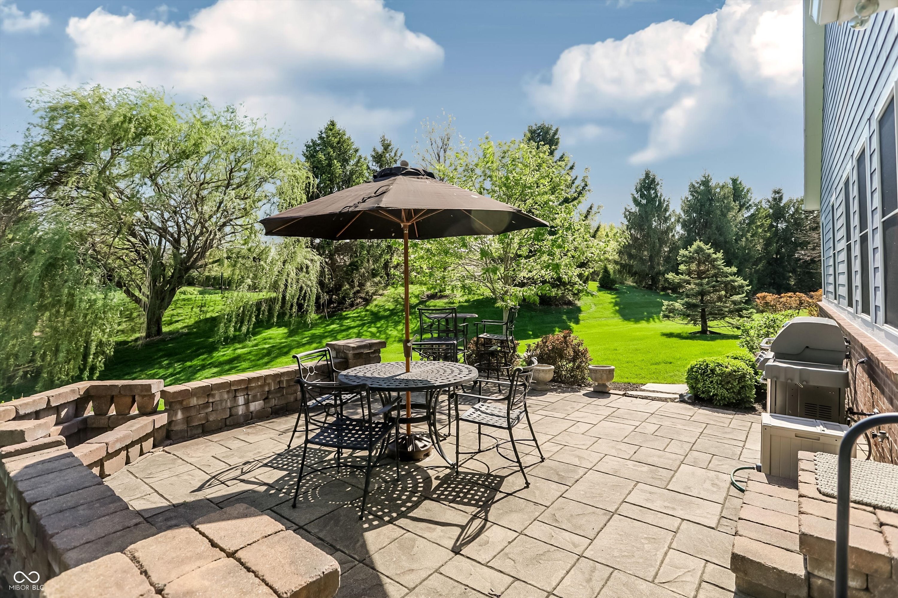 15633 Bethpage Trail