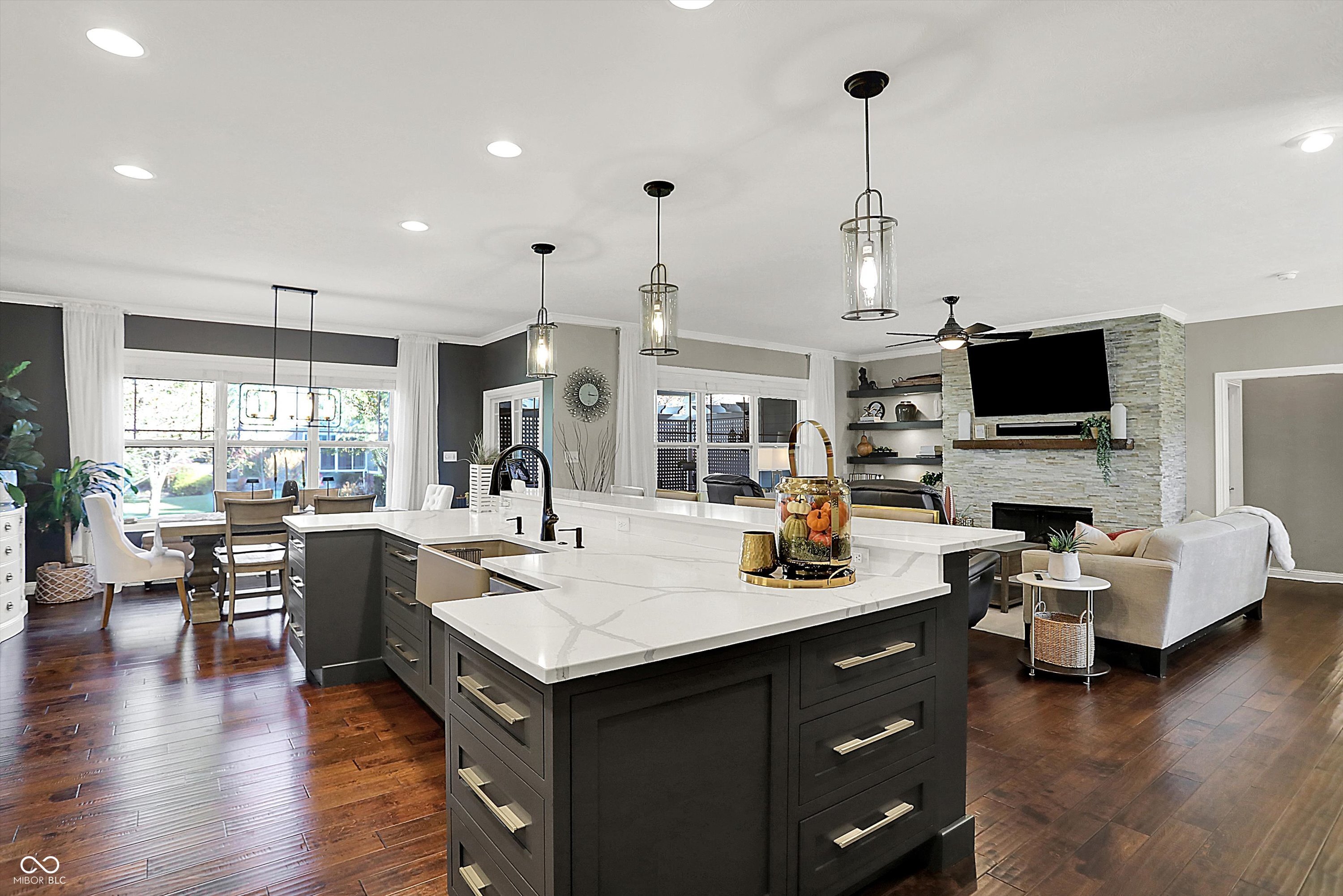 15715 Market Center Drive