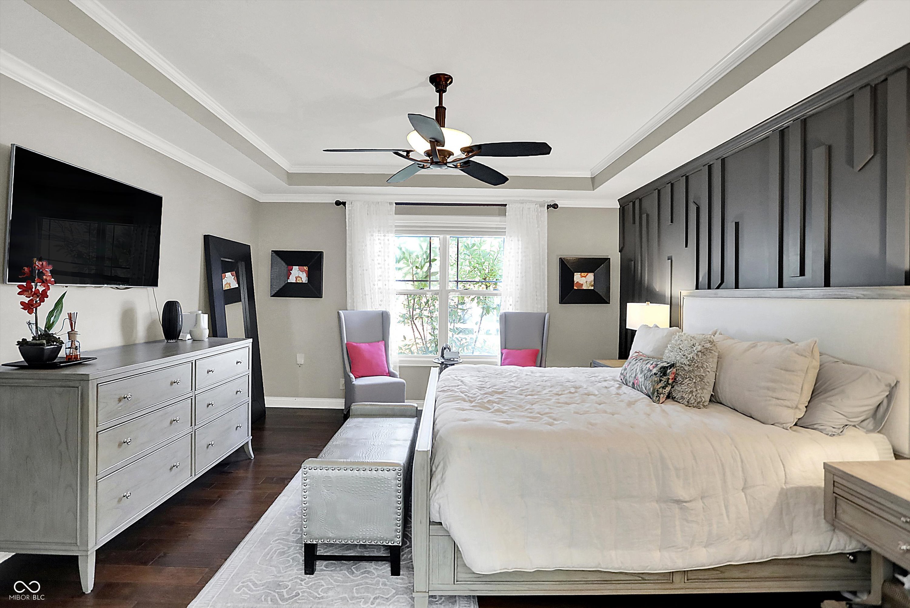 15715 Market Center Drive