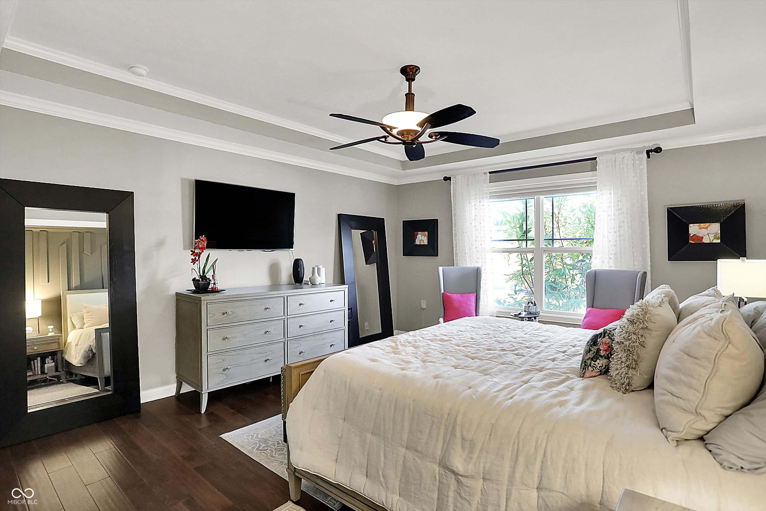 15715 Market Center Drive