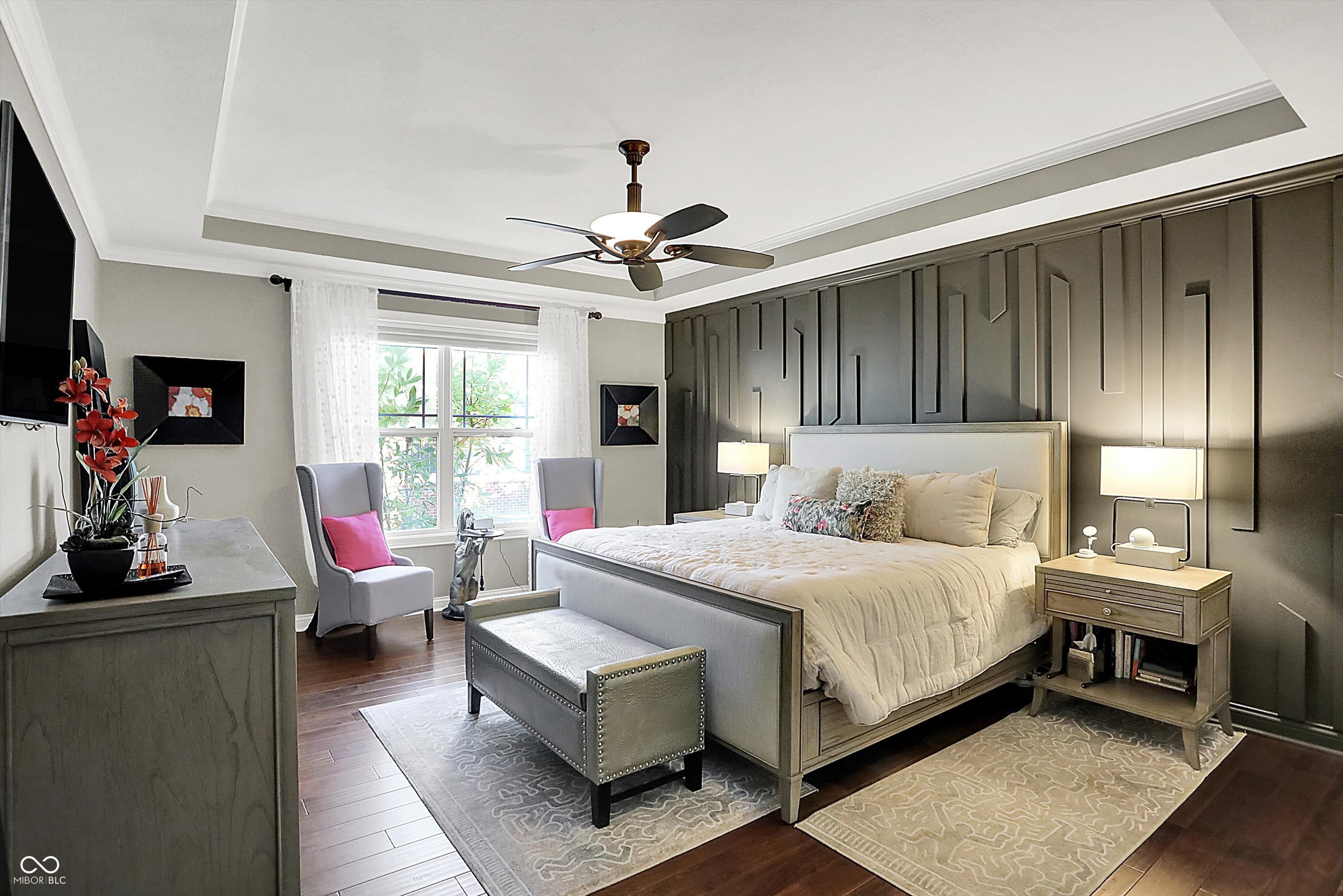 15715 Market Center Drive
