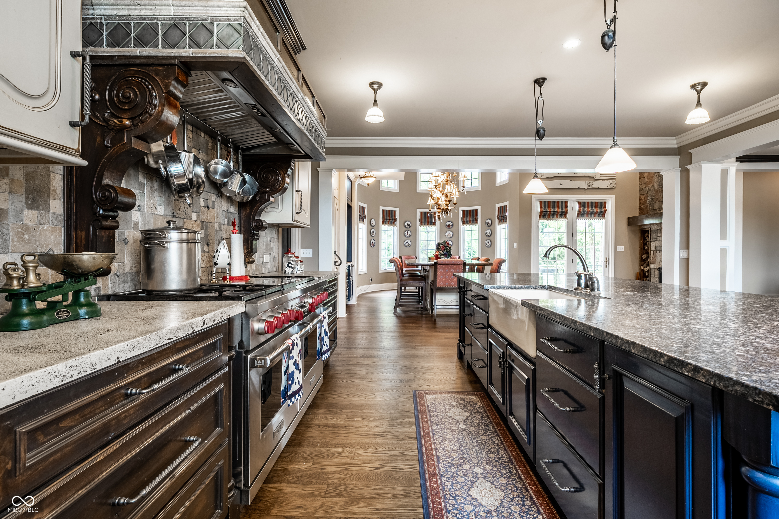 1089 Laurelwood